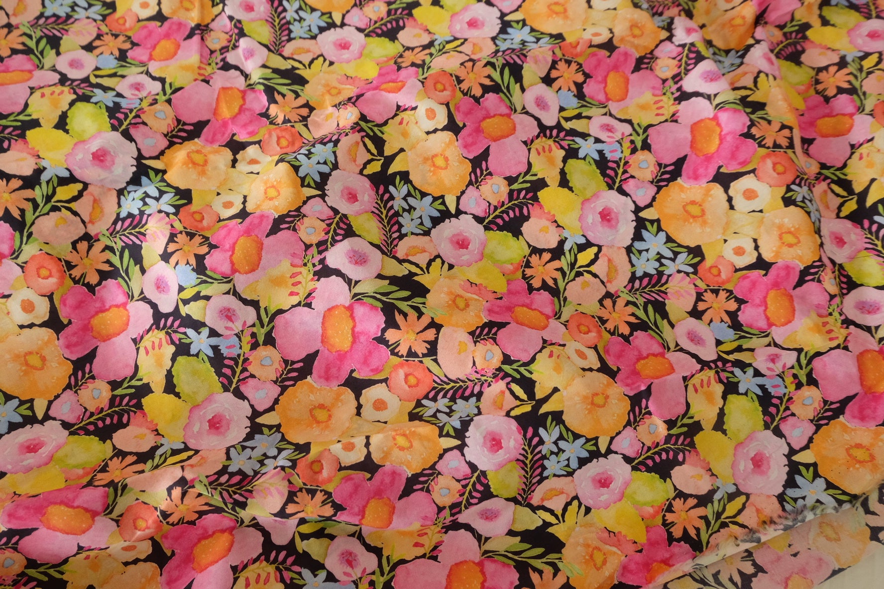 Bright Watercolor Floral Cotton Lawn Fabric - 2.5 yd