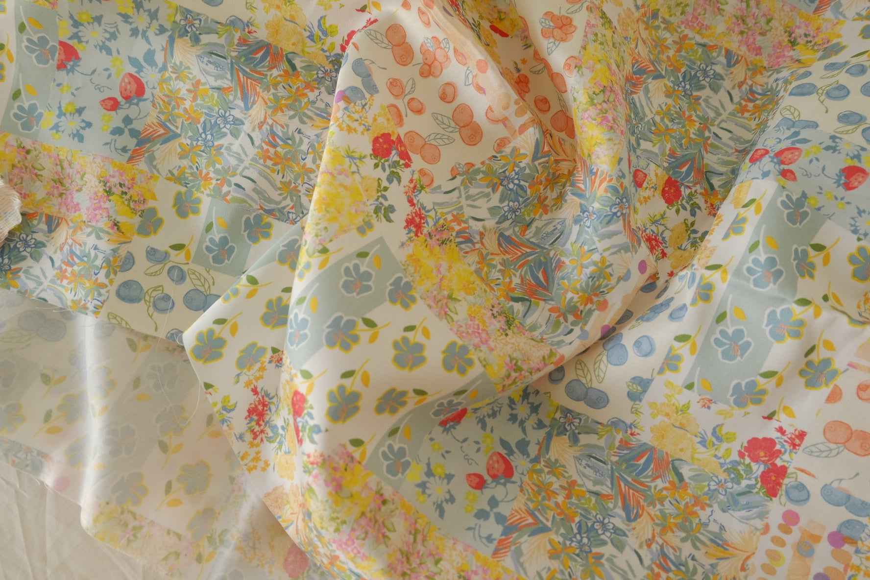 Patchwork Garden Cotton Sateen — 2.19 yd