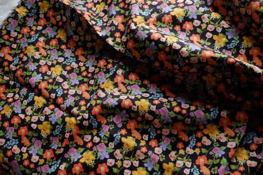 Dark Garden 100s Cotton Lawn – 2.7 yd