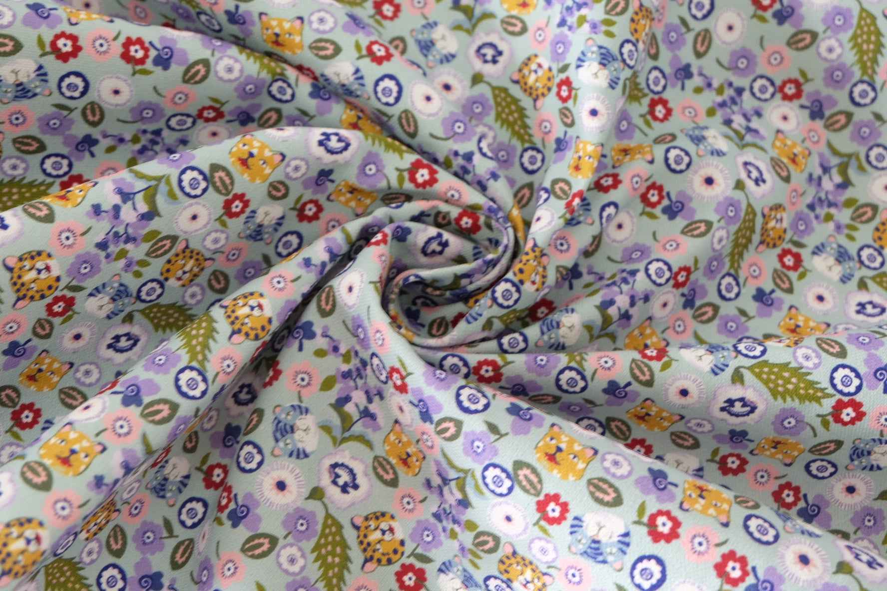 Cat Garden Heavy Cotton Canvas Fabric – 1.1 Yard