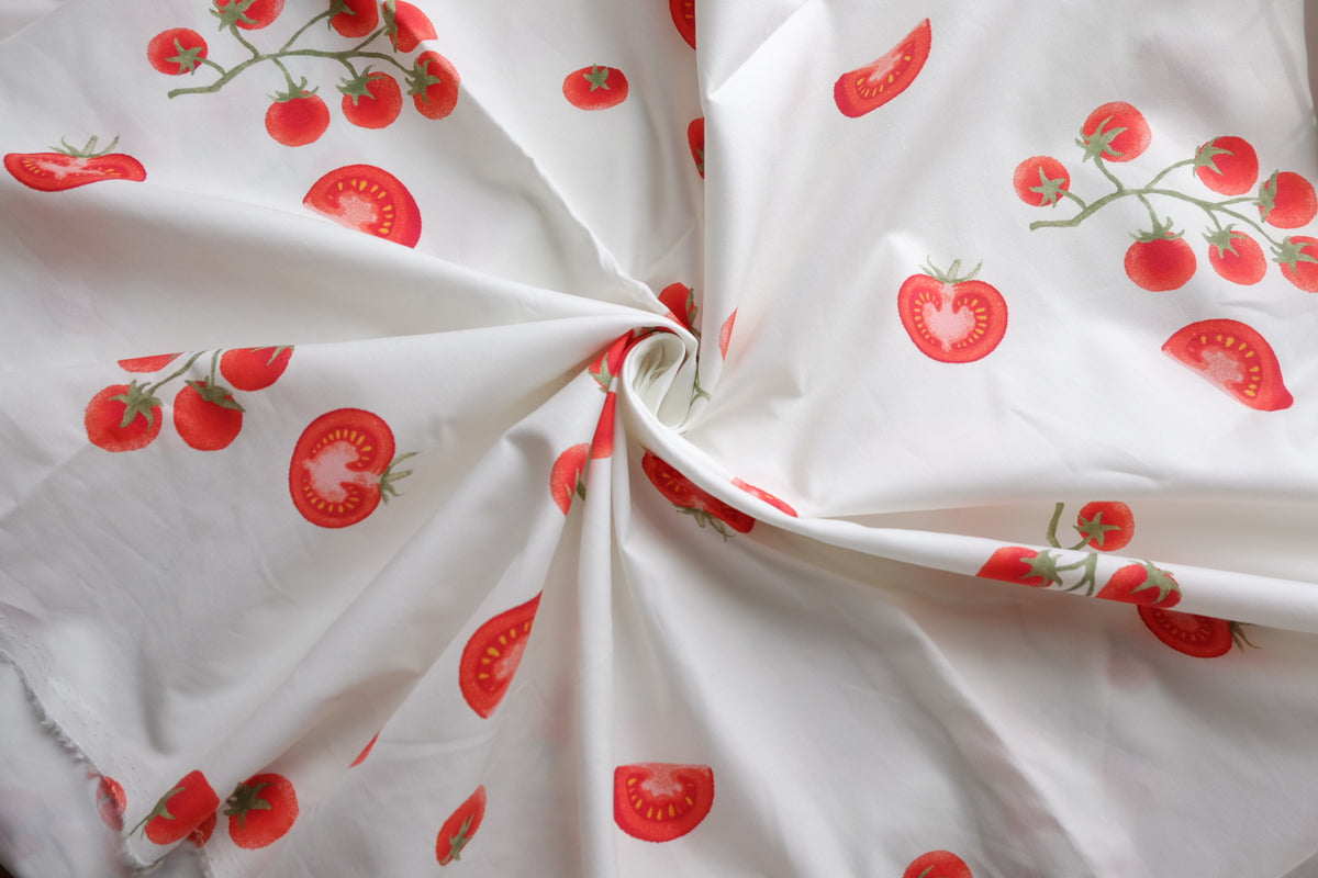 Tomato Print High-Density Cotton Poplin – 2.2 yd / 1.6 yd