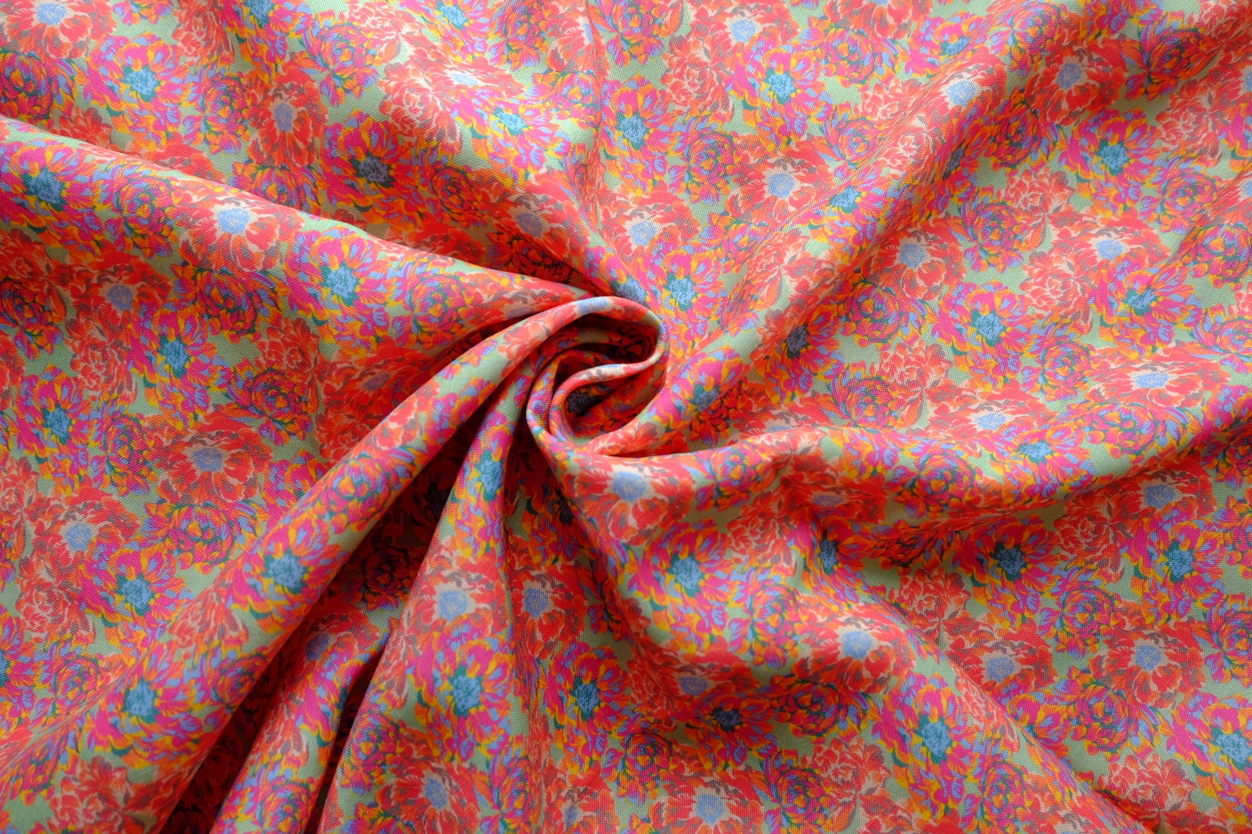 Bright Floral Viscose Linen Blend – 1.6 yd