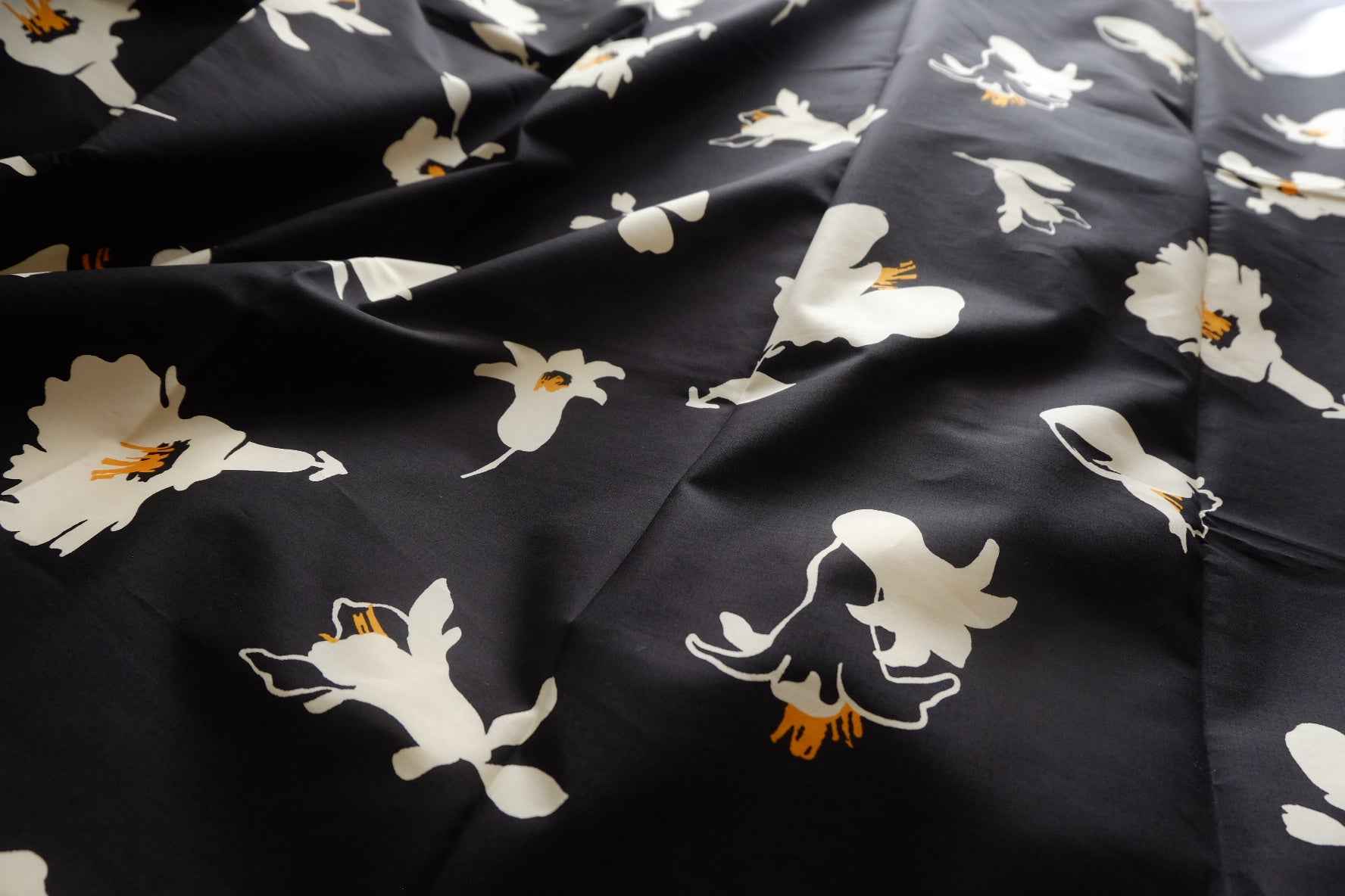Black Lily Crisp Cotton Poplin Fabric - 2.19 yd
