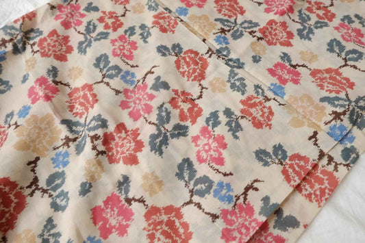 Vintage Floral Ultra-Light Cotton Fabric - 3.28 yd