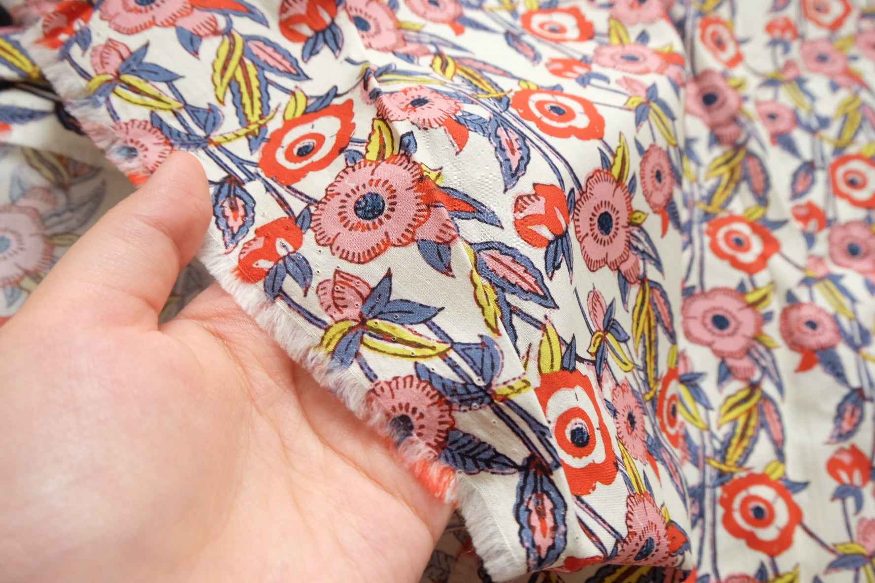 Red Vintage Floral Cotton Poplin Fabric, 60s Cotton Shirting Weight, 3.39 Yards