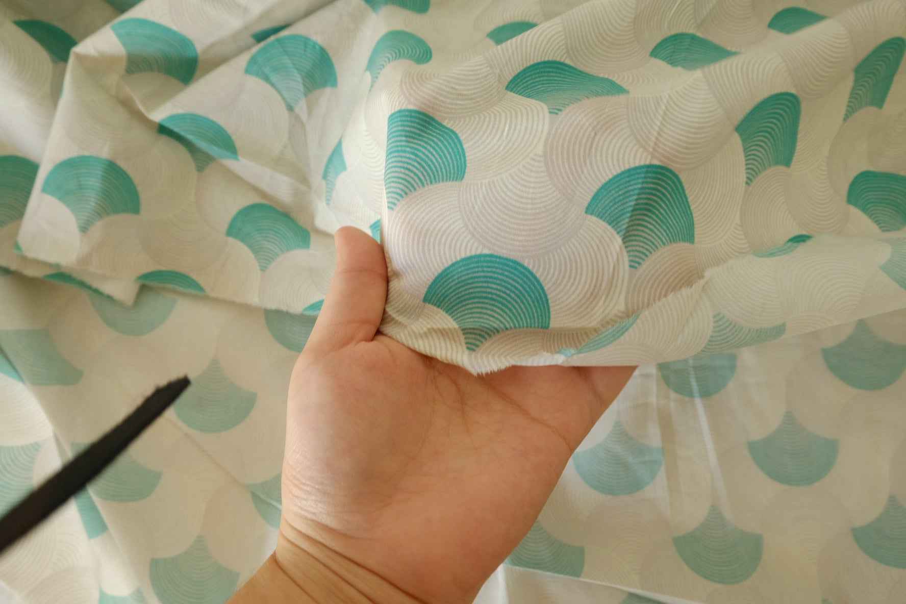 Modern Wave Pattern Cotton Sateen Geometric Print Fabric – 2.2 yd