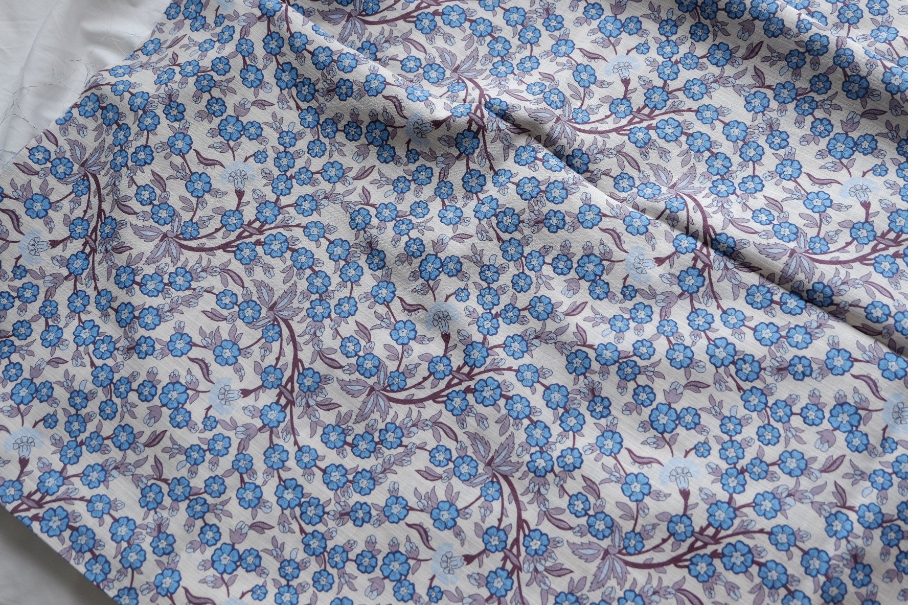 Blue Vine Floral Linen Cotton – 2.2 yd