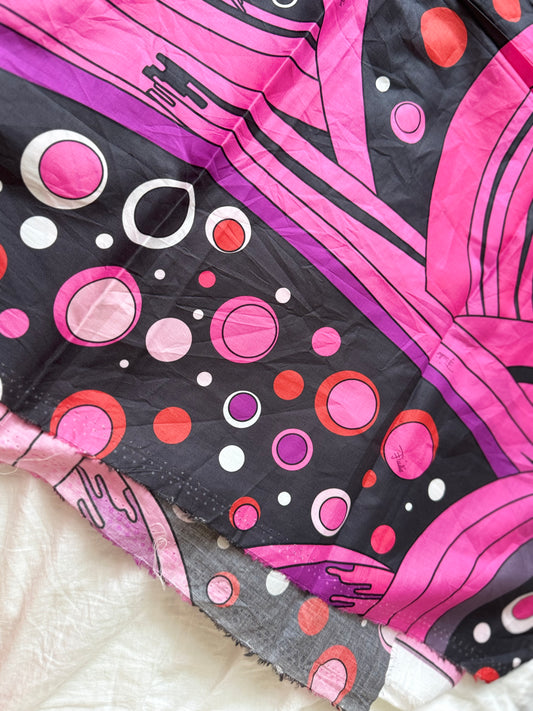 Pink Graphic Cotton Lawn Fabric — 1.31 yd