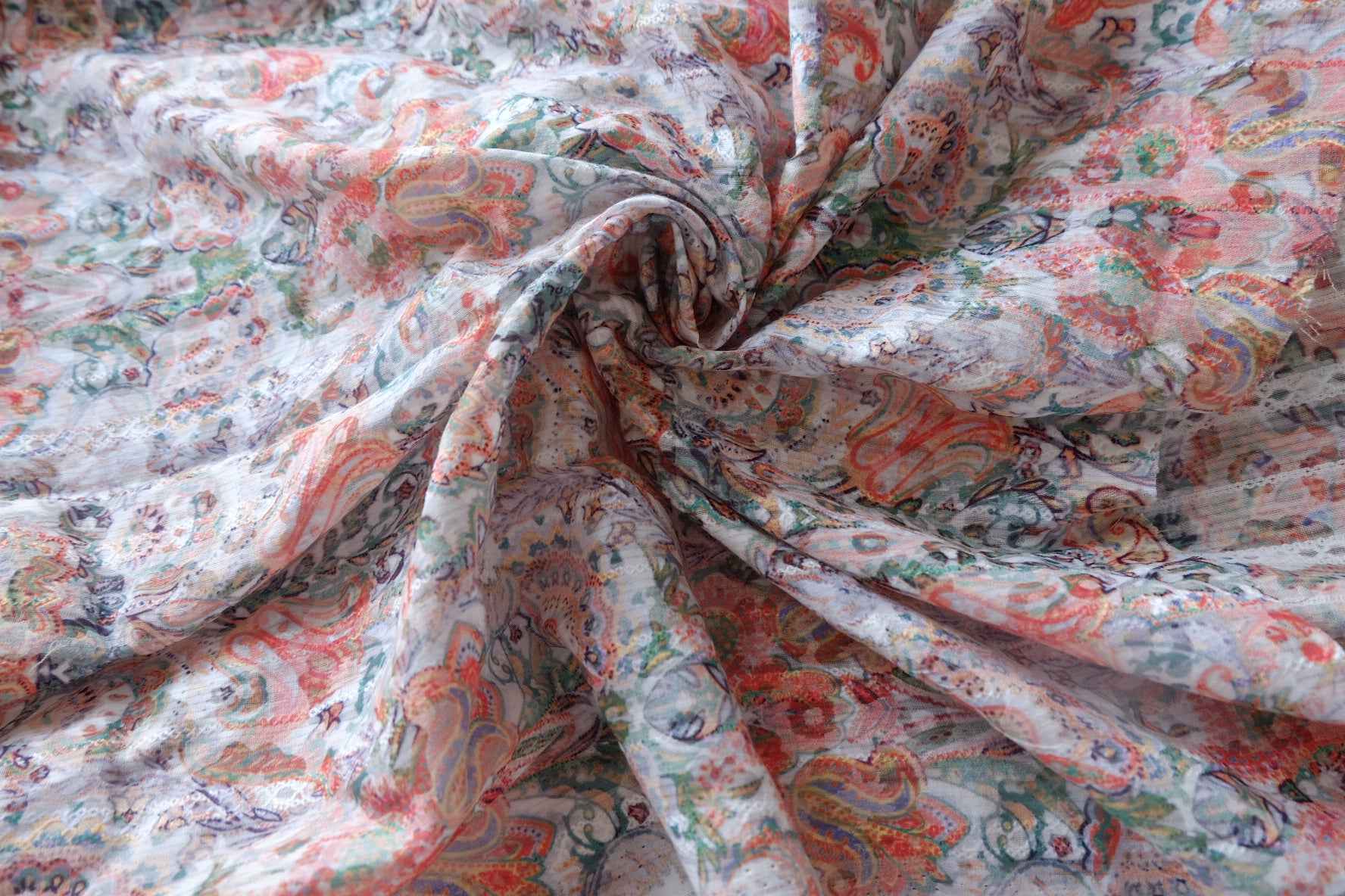 Soft Paisley Floral Jacquard Cotton Fabric - 2 yd