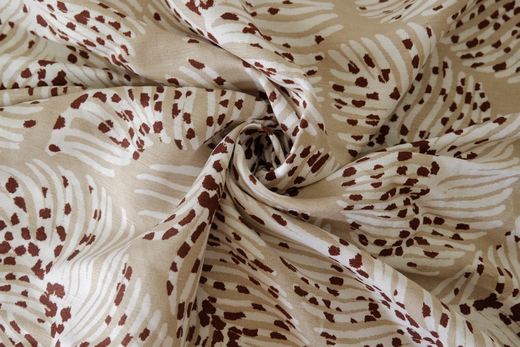Neutral Leaf Print Linen Cotton Fabric – 1.25 yd