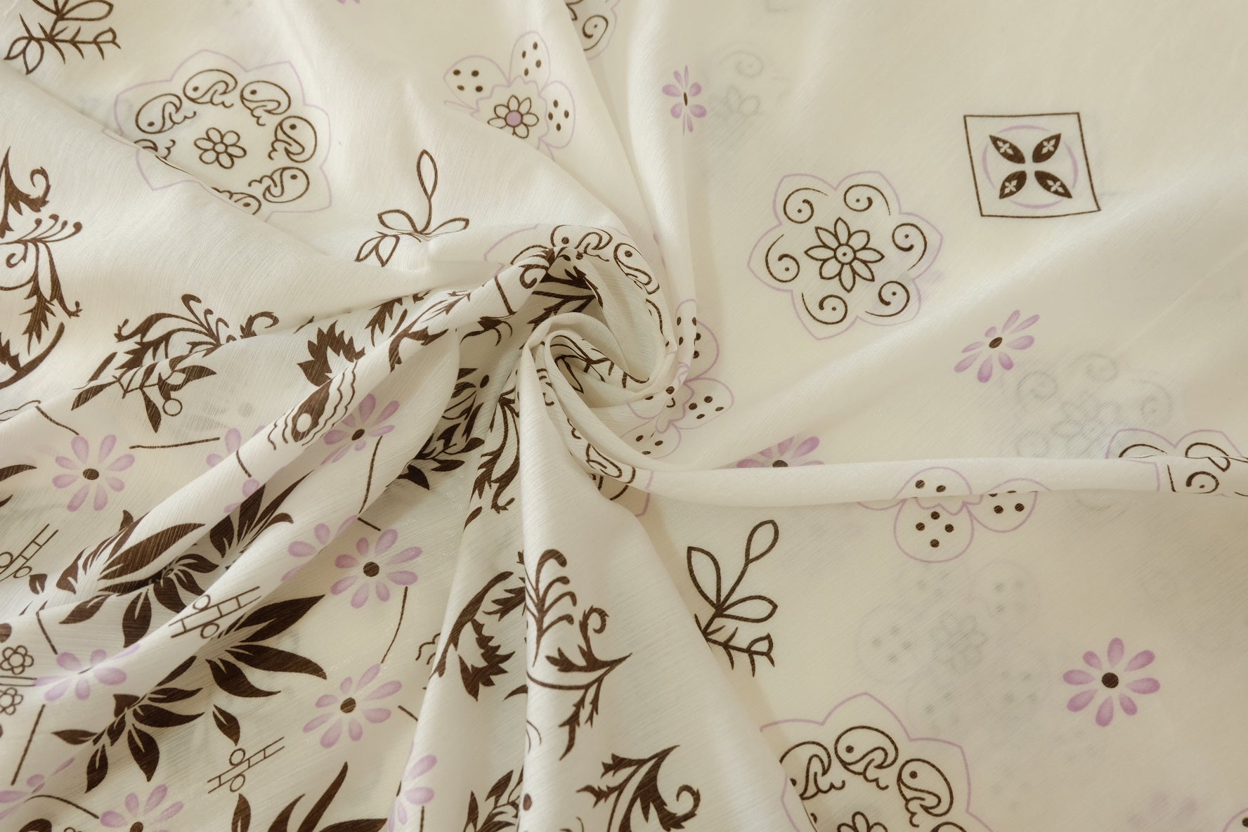 Vintage Border Print Tencel-Cotton Fabric – 1.6 yd