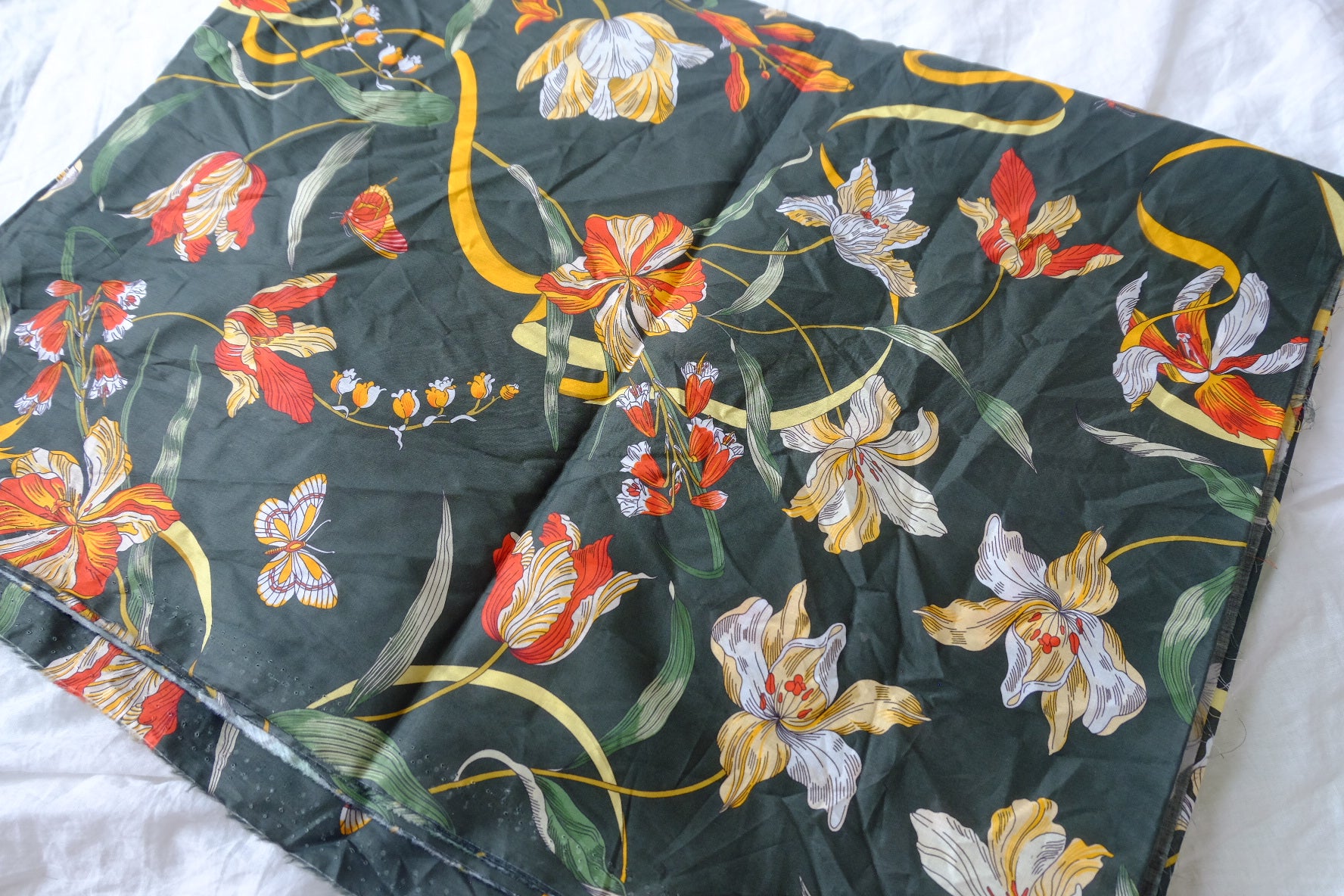 Dark Green Lily Ribbon Cotton Lawn Fabric - 3.72 yd