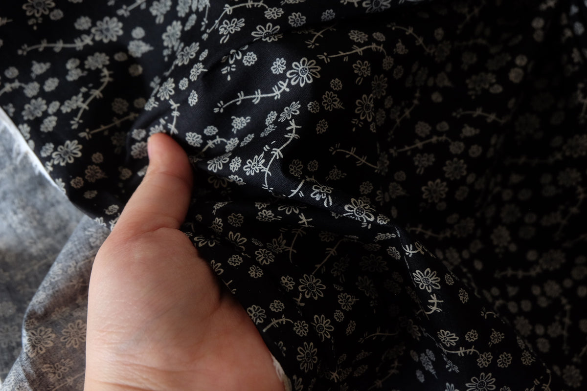 Midnight Daisy – Black & Ivory Floral Cotton Fabric – 2.2 yd