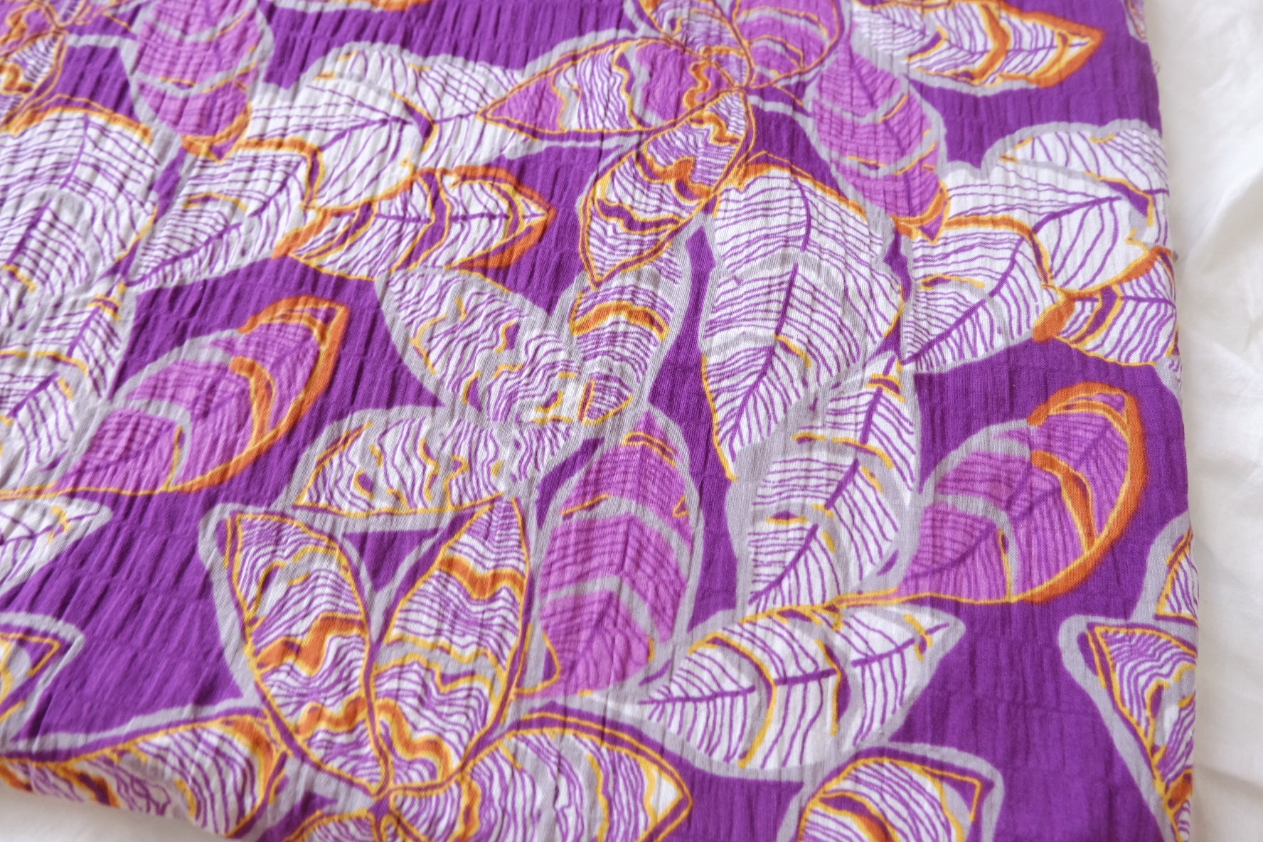 Purple Tropical Leaf Textured Cotton Linen — 1.64 yd