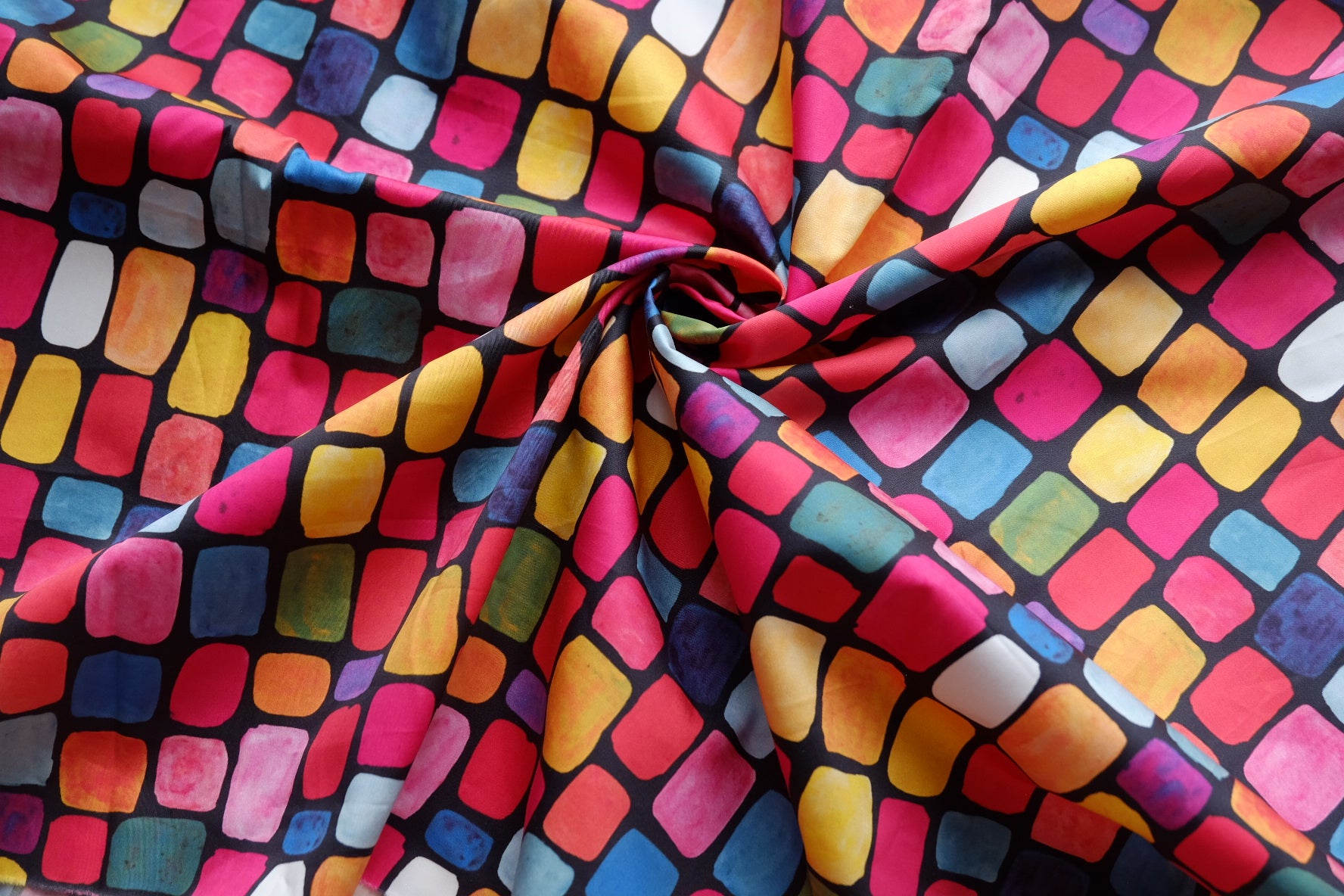 Colorblock Mosaic Cotton Sateen – 2.2 yd