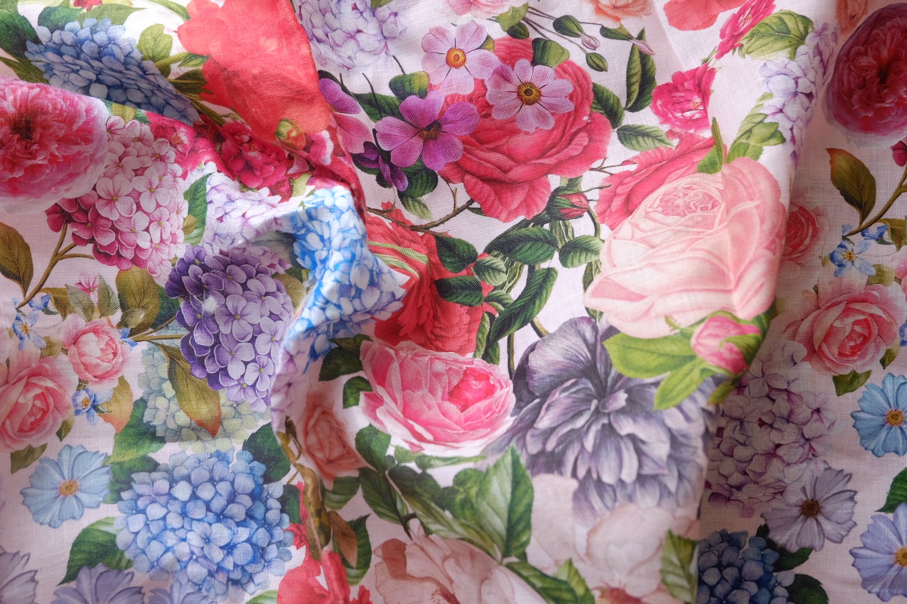 Designer Deadstock Garden Floral Pure Linen – 1.6 yd