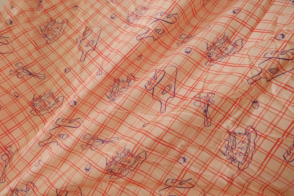 Little Things in the Garden – Playful Printed Cotton – 2.2 yd