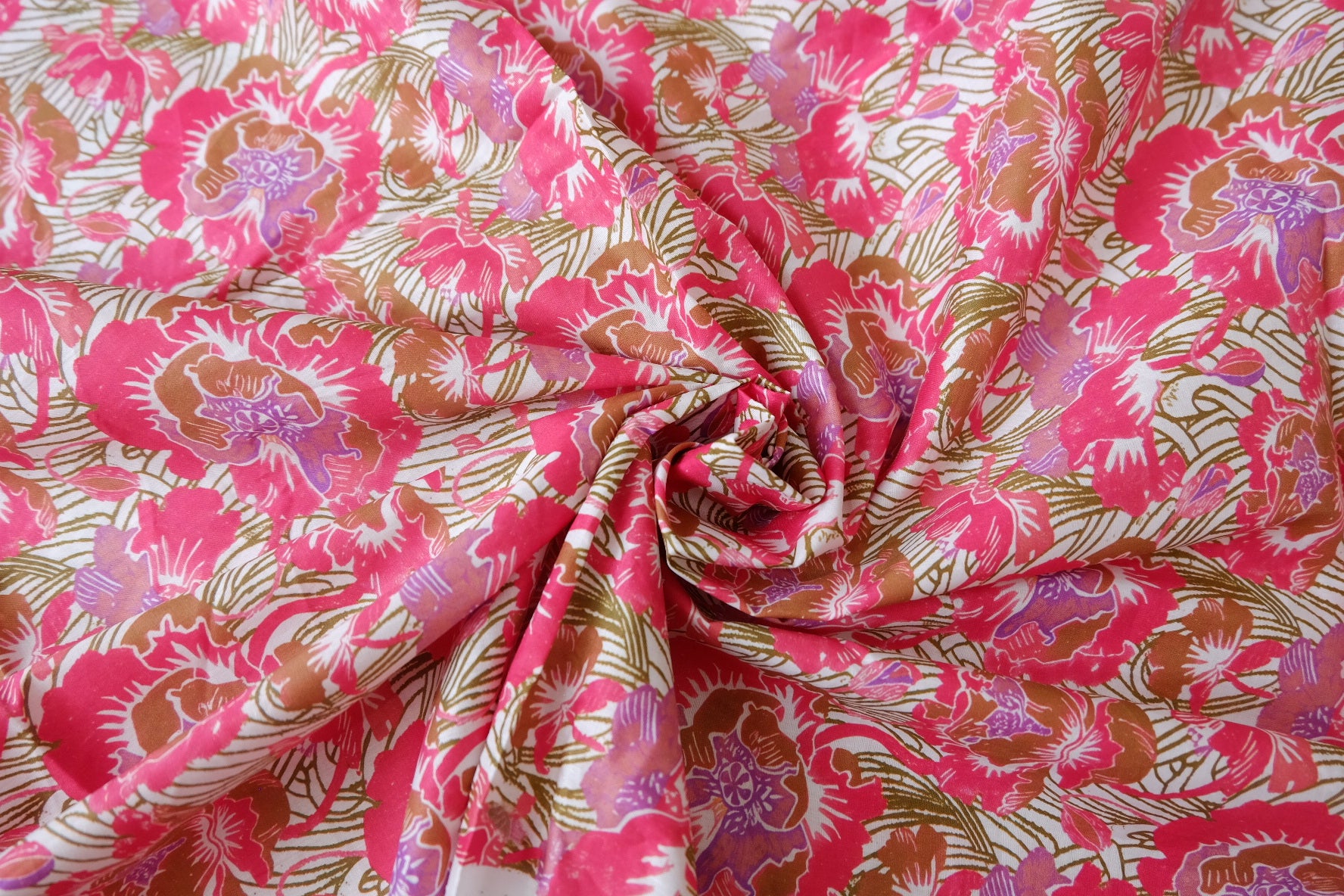 Lightweight 80s Cotton Lawn for Shirts 1.5 Yards