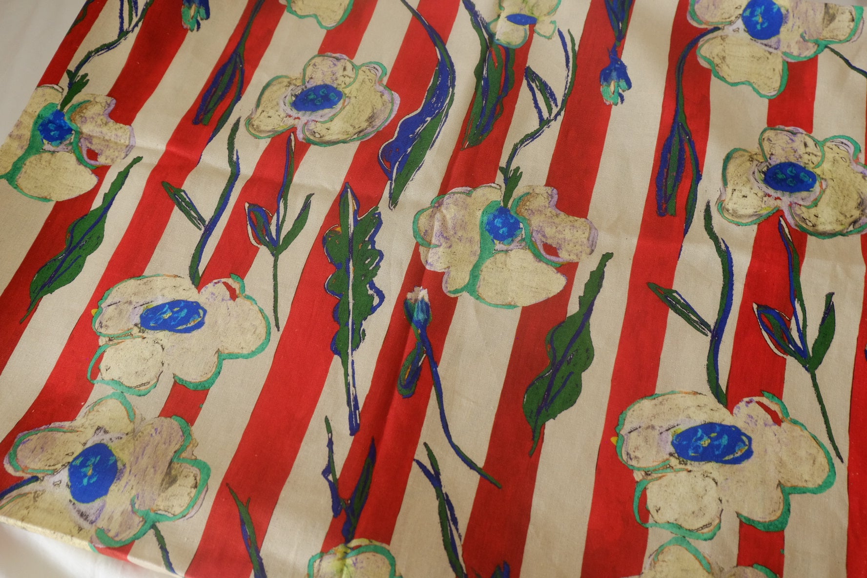 Red Stripe Painterly Floral Linen Cotton – 2.2 yd / 1.6 yd