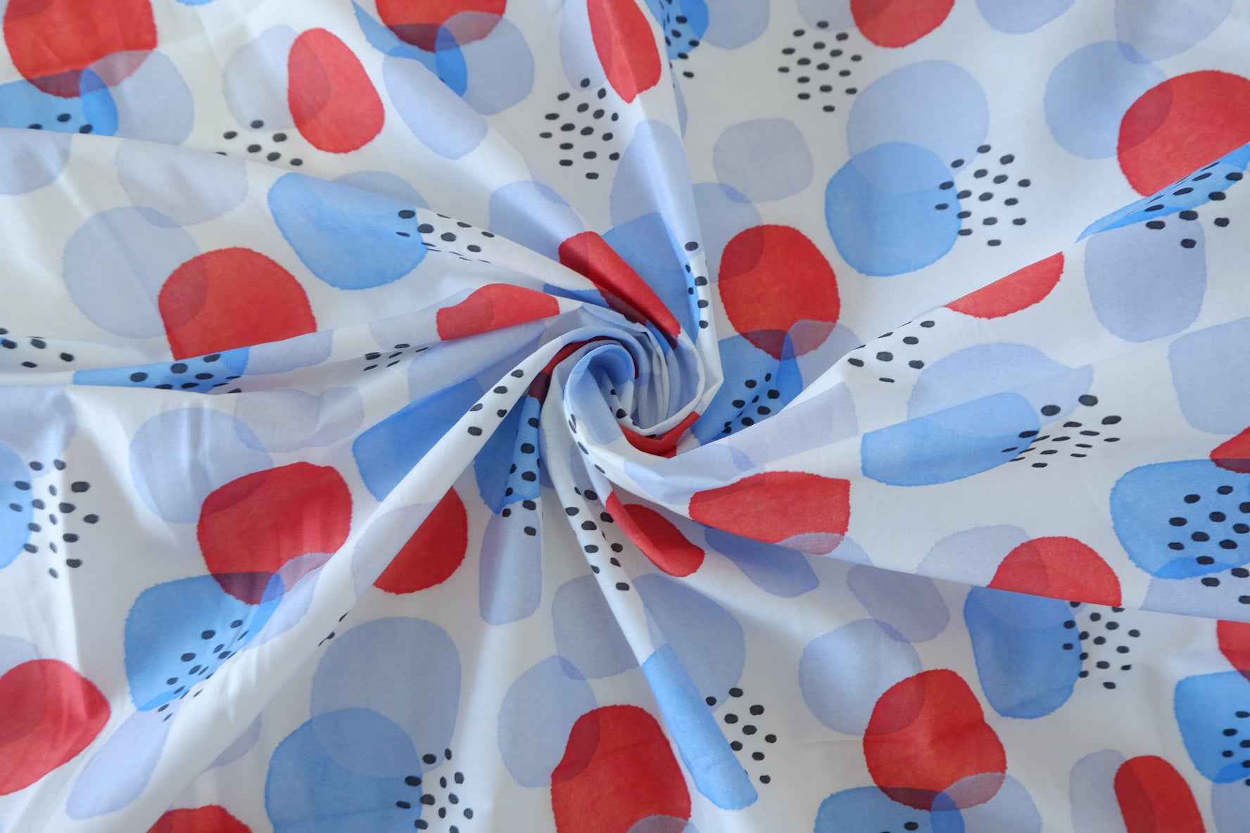 Red Blue Abstract Cotton Lawn Fabric – 3.8 yd