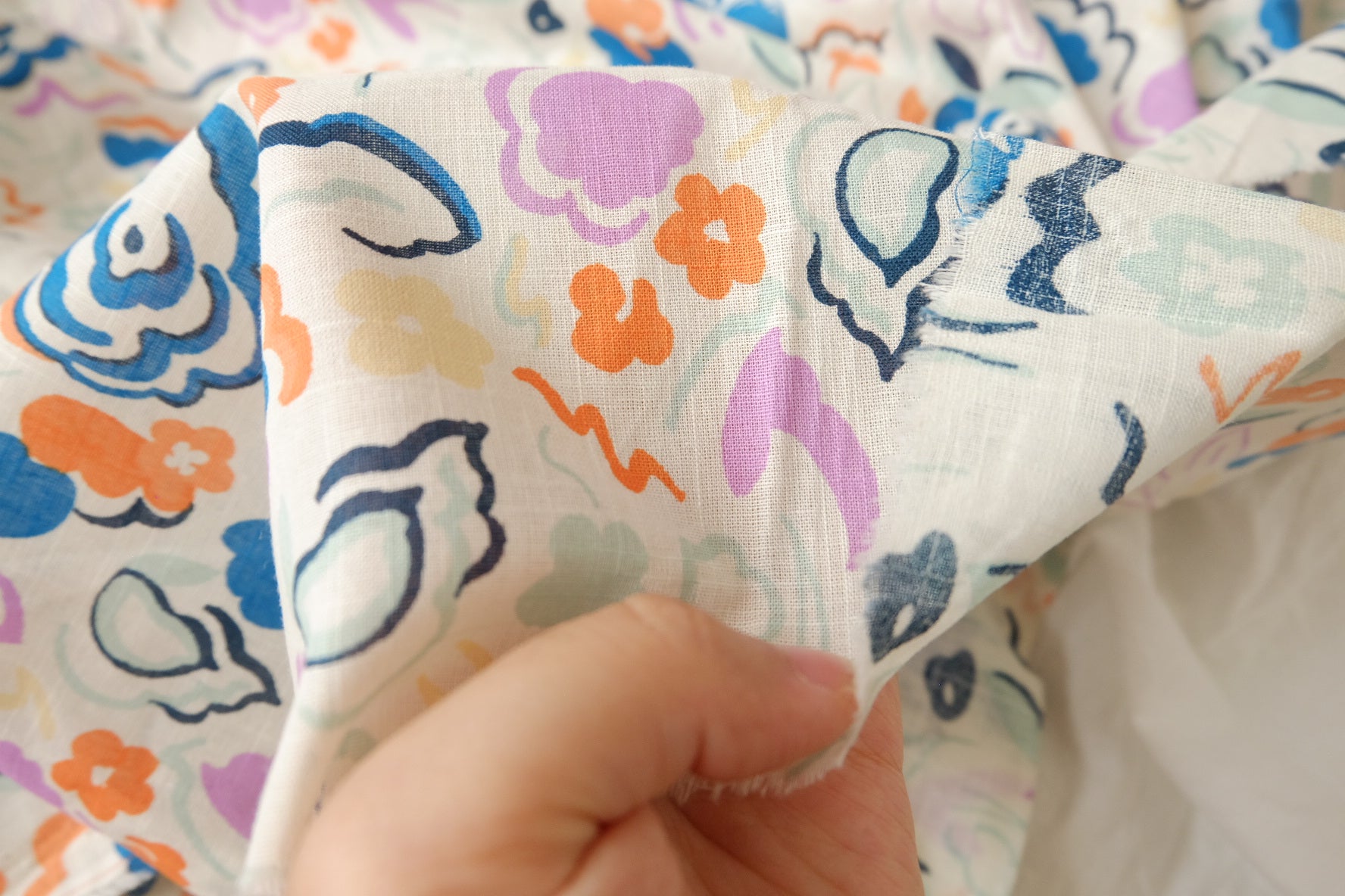 Nordic-Style Floral Slub Cotton in Cream — 1.64 Yards