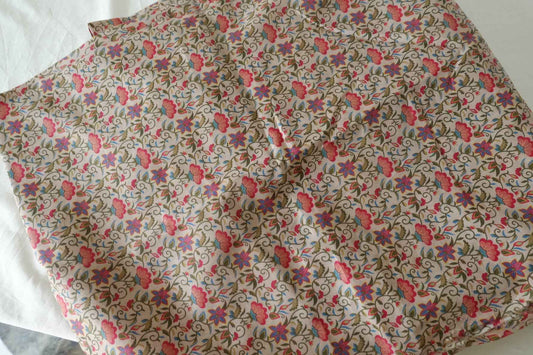 Vintage Vine Floral Cotton Poplin Fabric – 3.3 yd