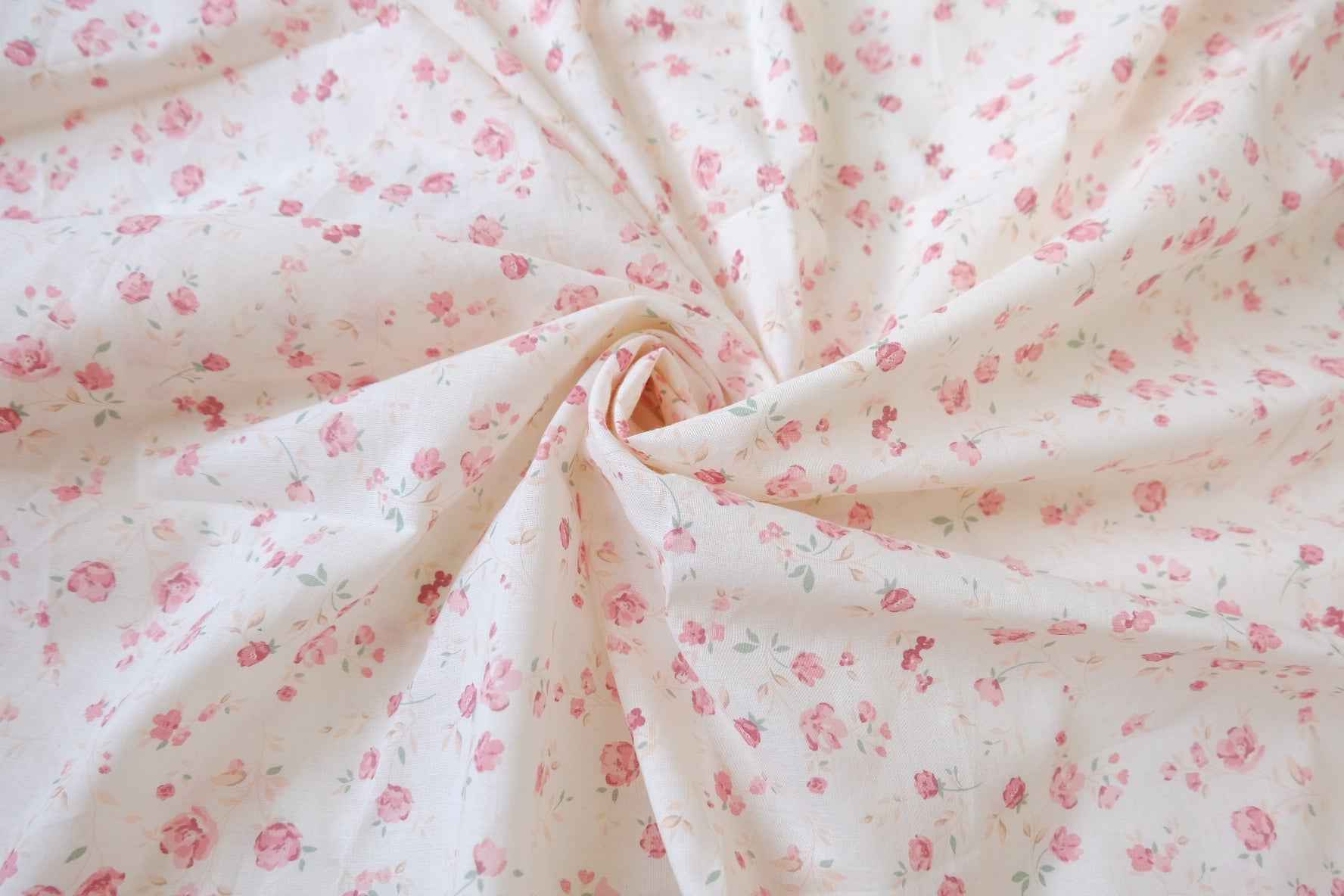 Soft Pink Rose Cotton Lawn Fabric — 2 yd
