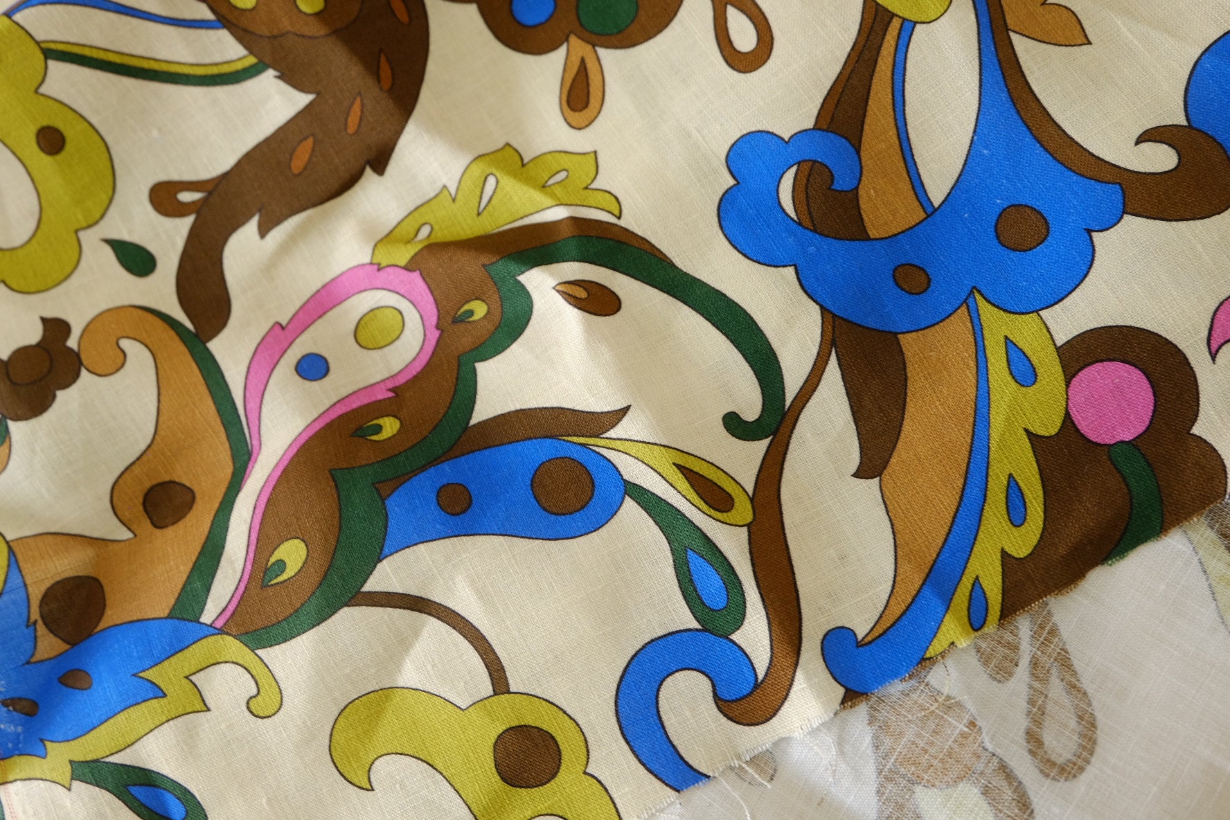 Retro Paisley Pure Linen – 2.2 yd
