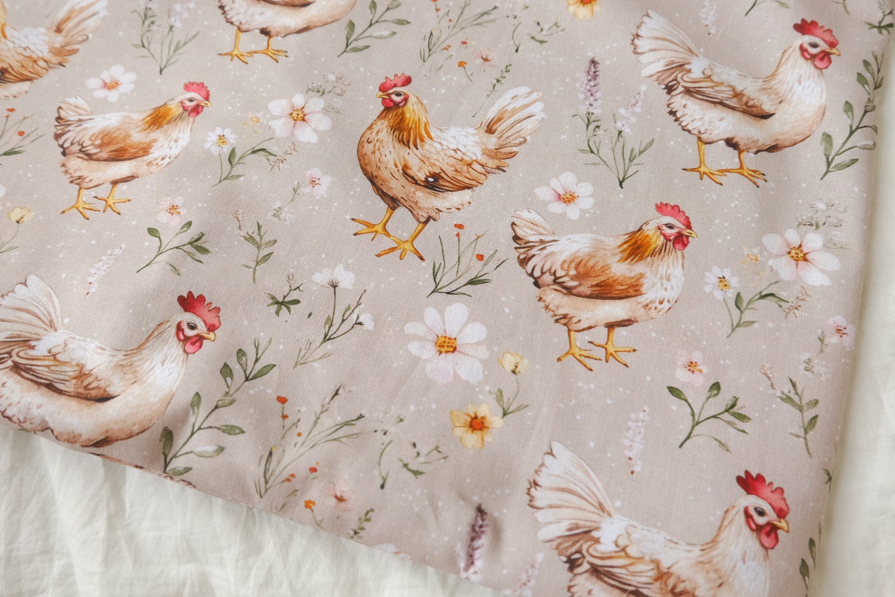 Hen Print Cotton Craft Fabric, 1.64 Yards