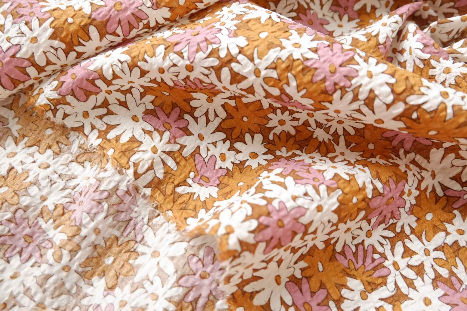 Textured Daisy Cotton Fabric - 1.64 yd