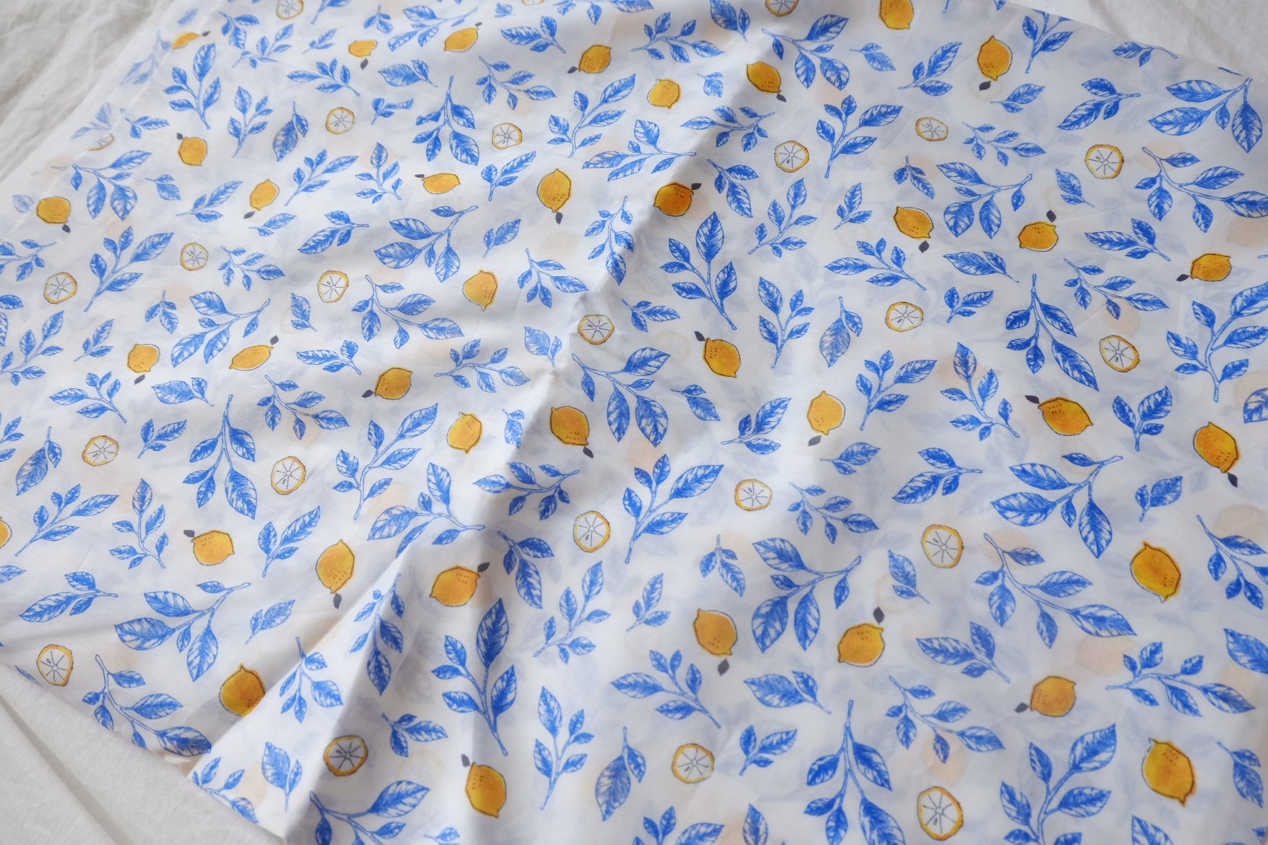 Lemon Branch High-Count Cotton Fabric - 3.28 yd