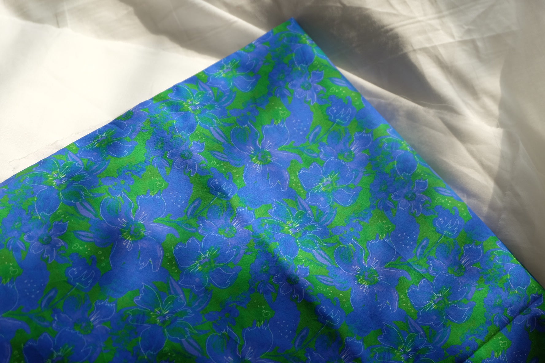 Electric Blue Floral Cotton Lawn – 2.8 Yards