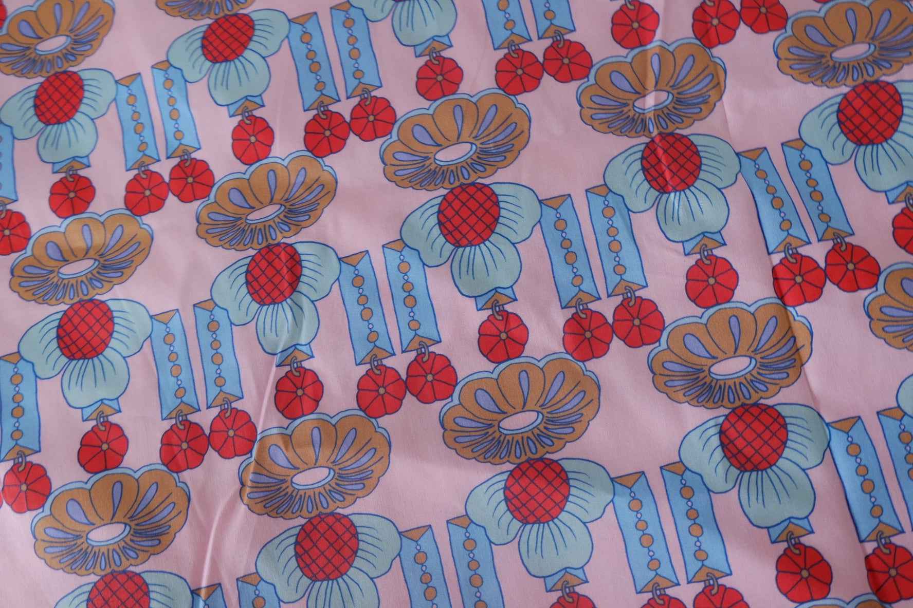 Retro Geometric Floral Cotton Sateen – 1.6 yd