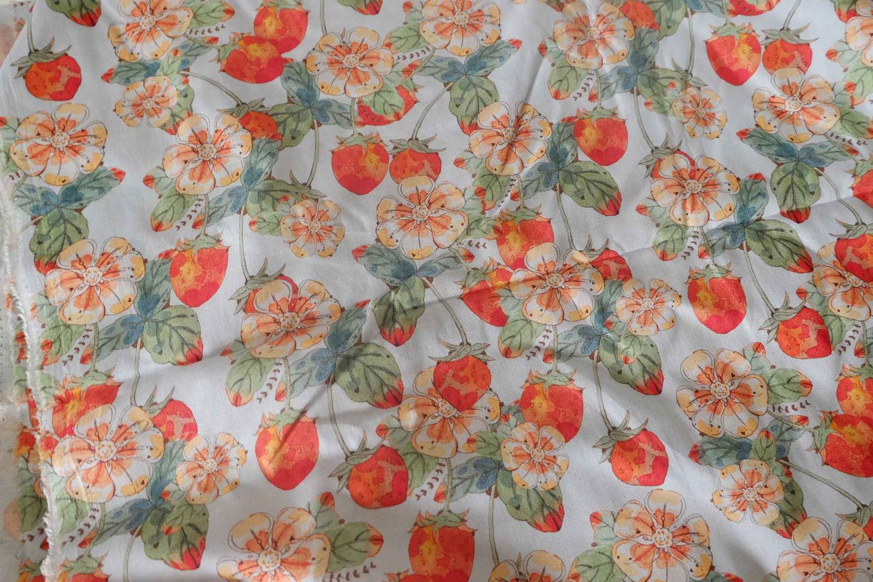 Strawberry Floral Linen Cotton Fabric – 2.2 Yards