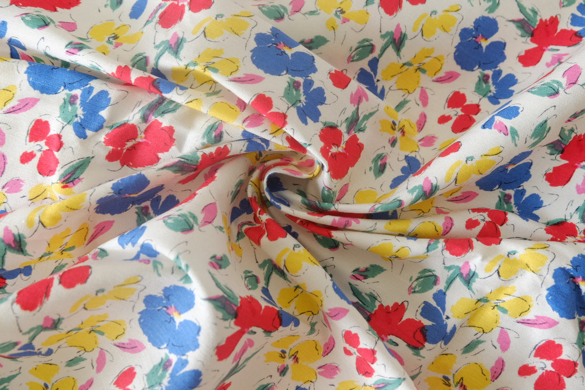 Painterly Pansy Linen Cotton – 3.3 yd