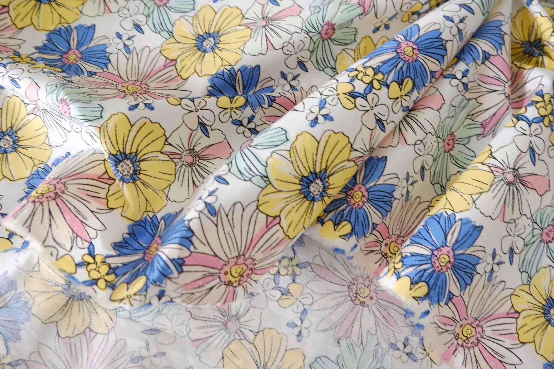 Colorful Garden Floral Cotton Lawn Fabric – 3.3 yd