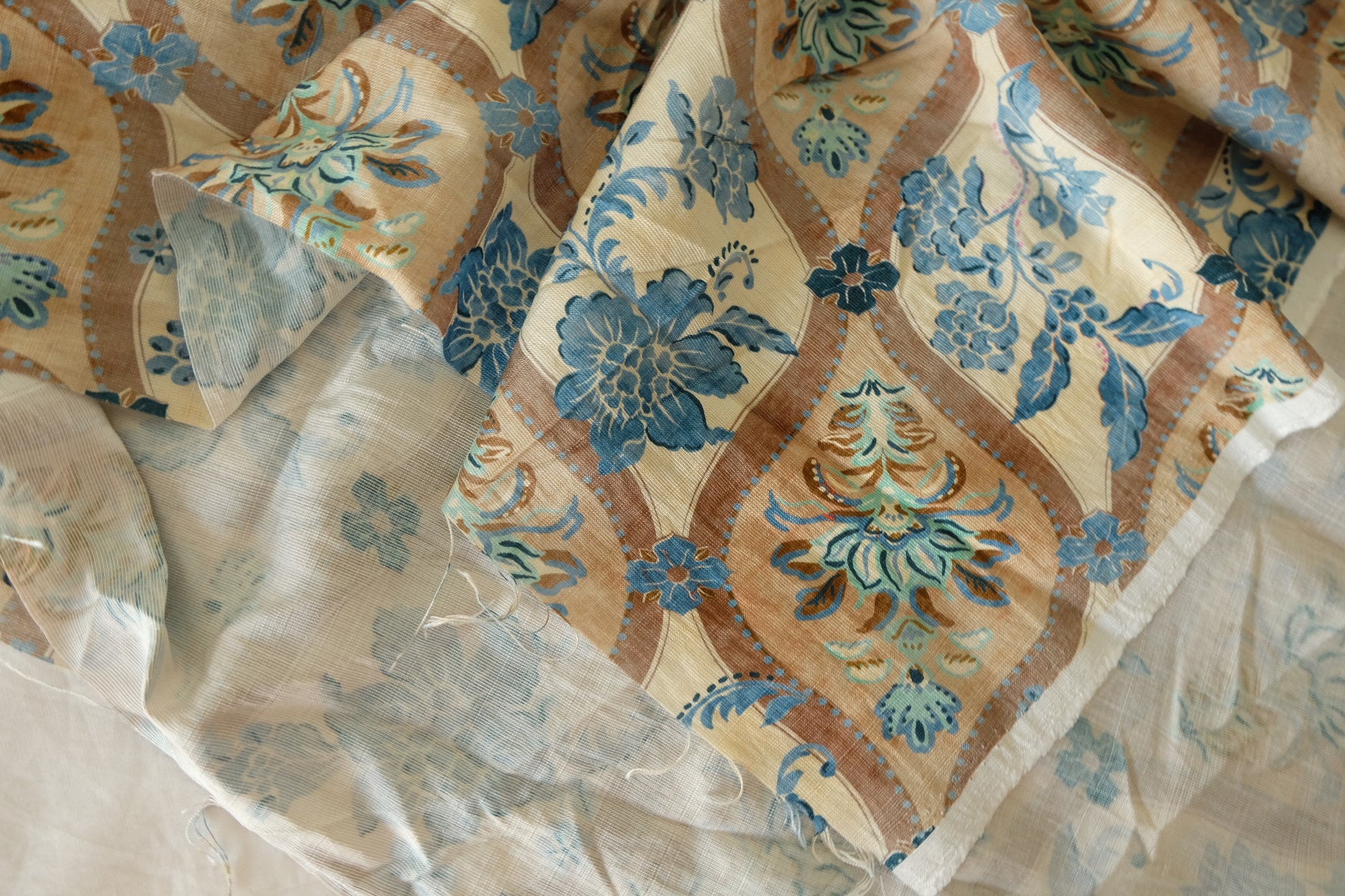 Vintage Tile Floral Tencel Cotton Blend Printed Fabric – 3.3 yd