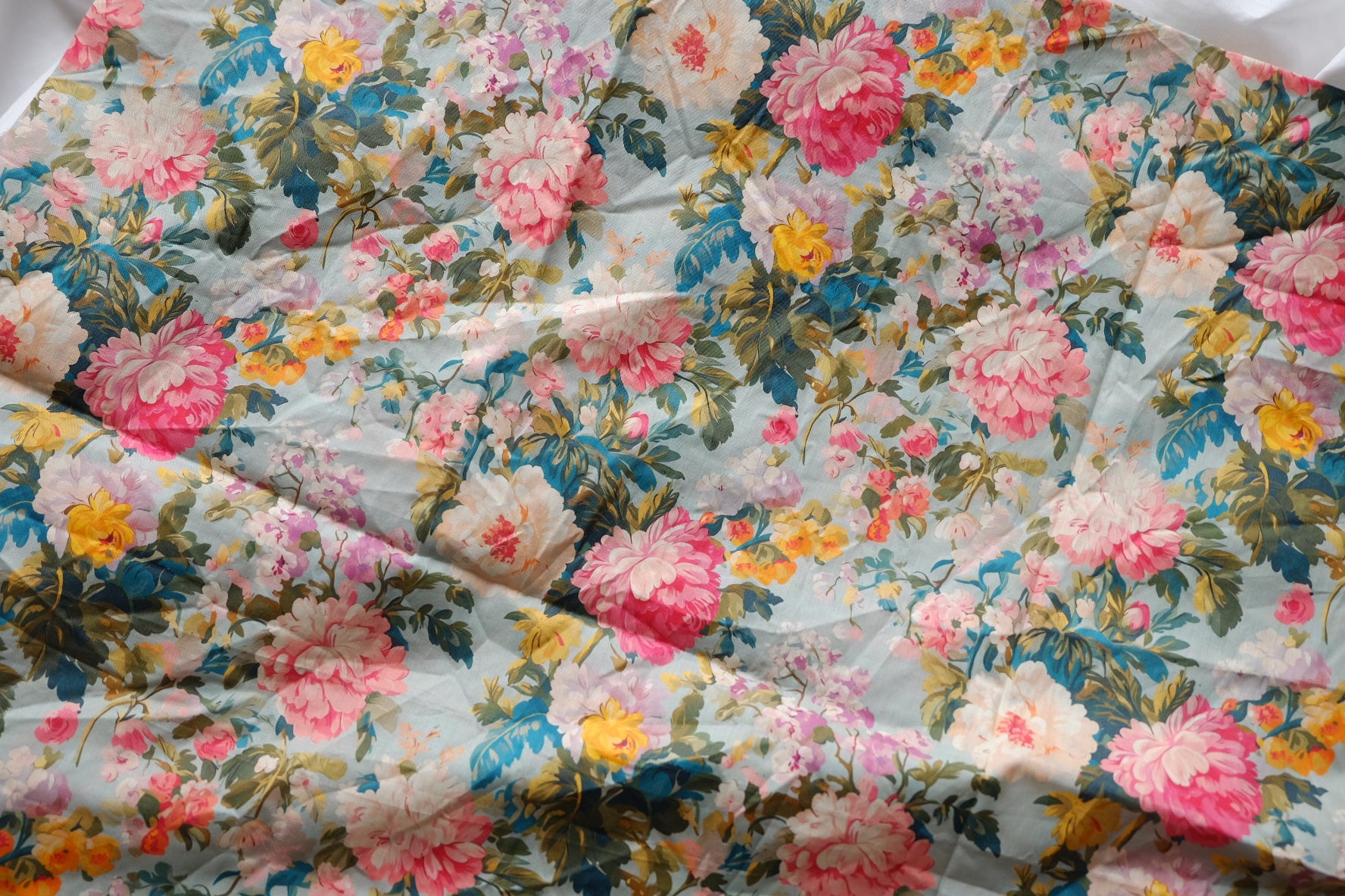 Vintage Garden Cotton Lawn – 1 yd