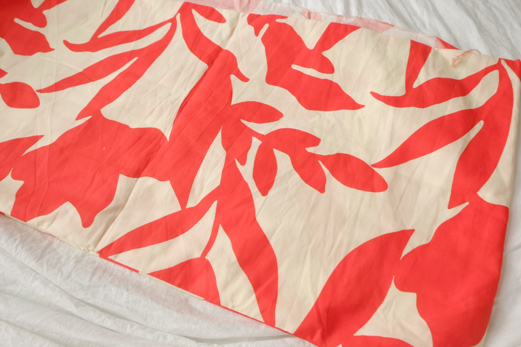 Bold Coral Botanical Cotton Poplin Fabric, 1.6 Yards
