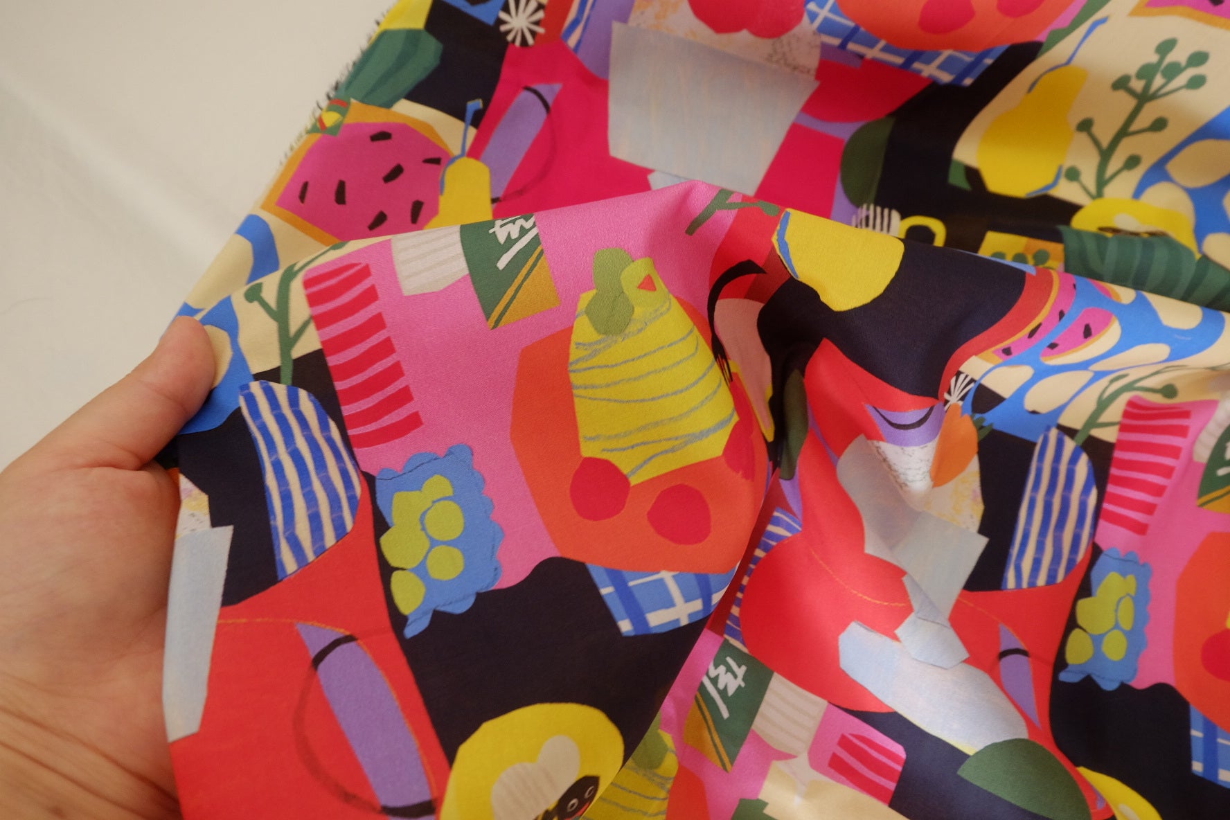 Colorful Abstract Picnic Cotton Poplin Fabric – 3.3 yd