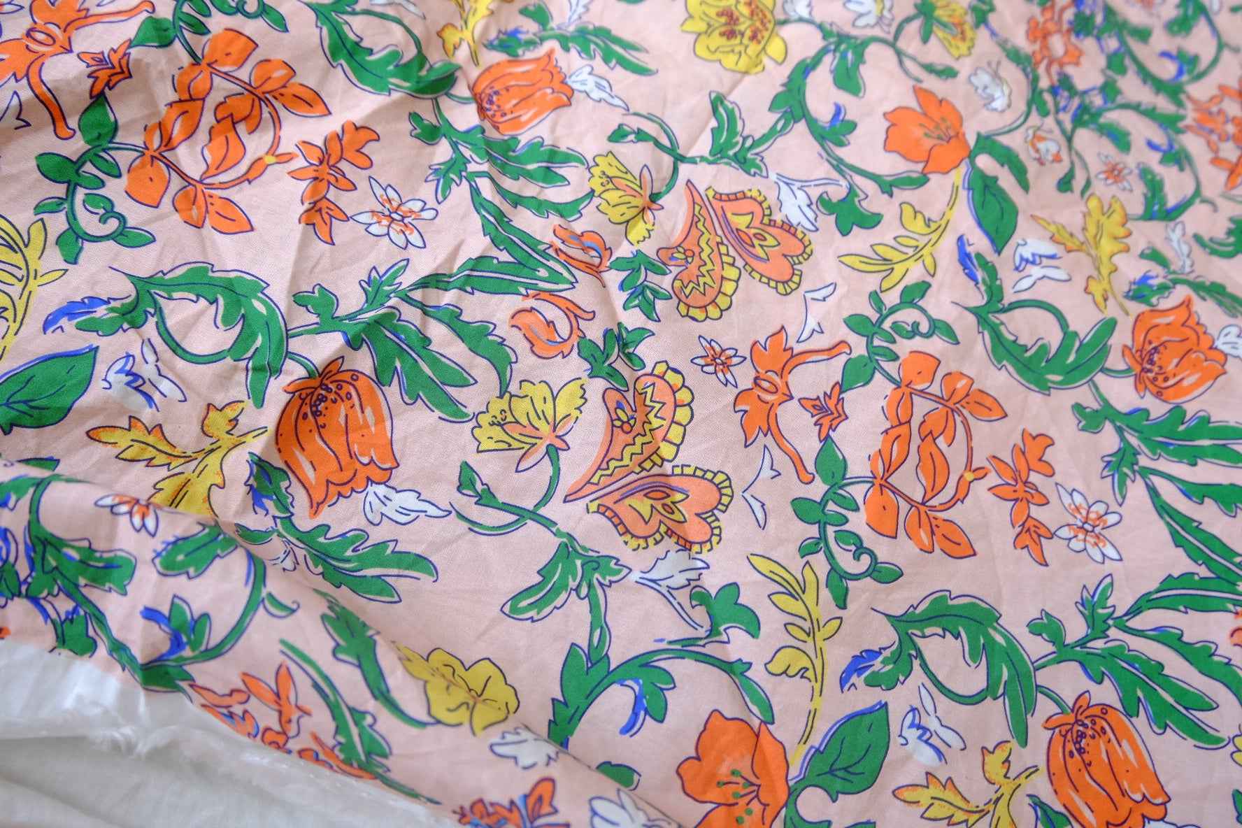 Pink Vine Floral Cotton Poplin Fabric - 1.53 yd
