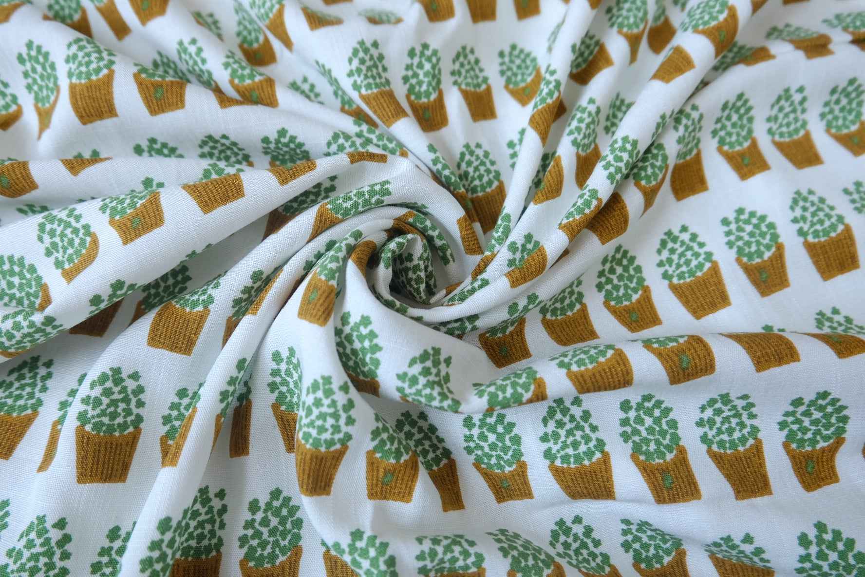 Japanese Fine Linen Potted Plant Fabric - 1.64 yd