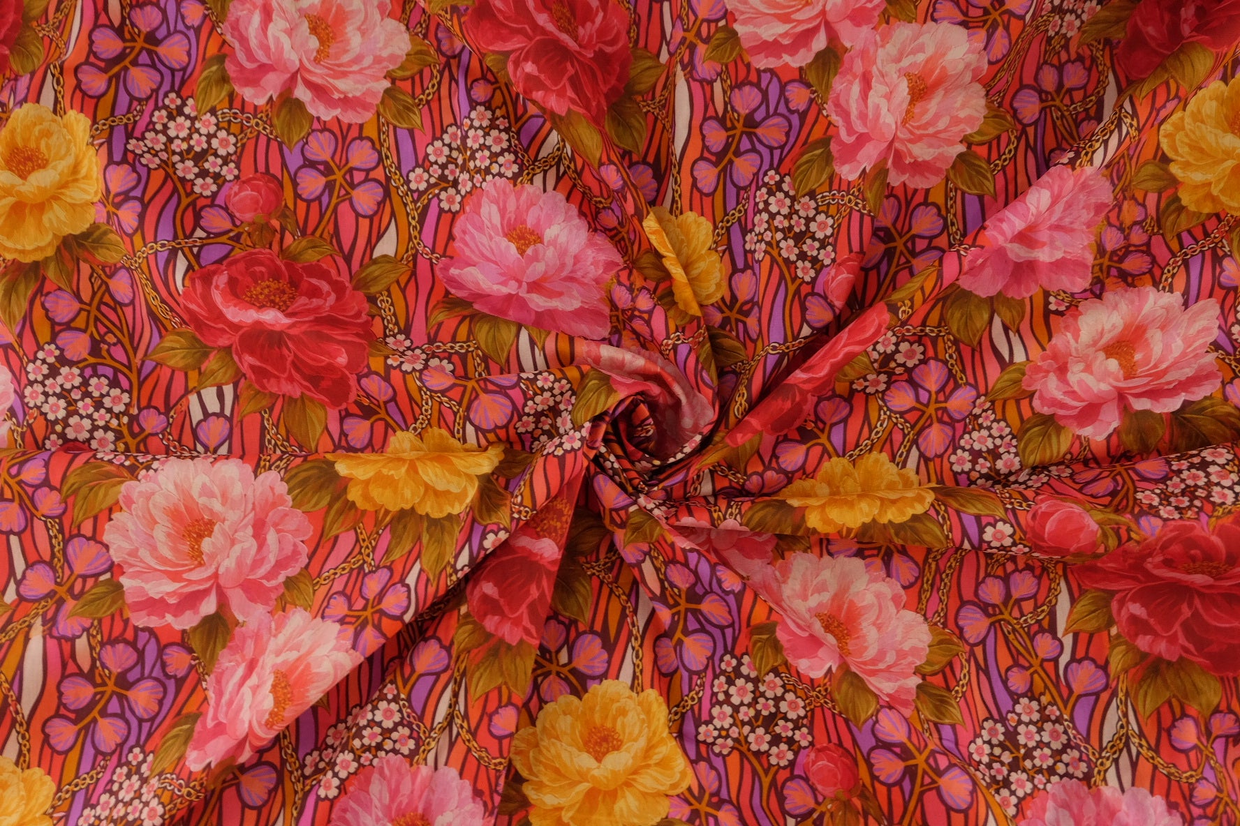 Statement Floral Cotton Lawn – 3.3 yd