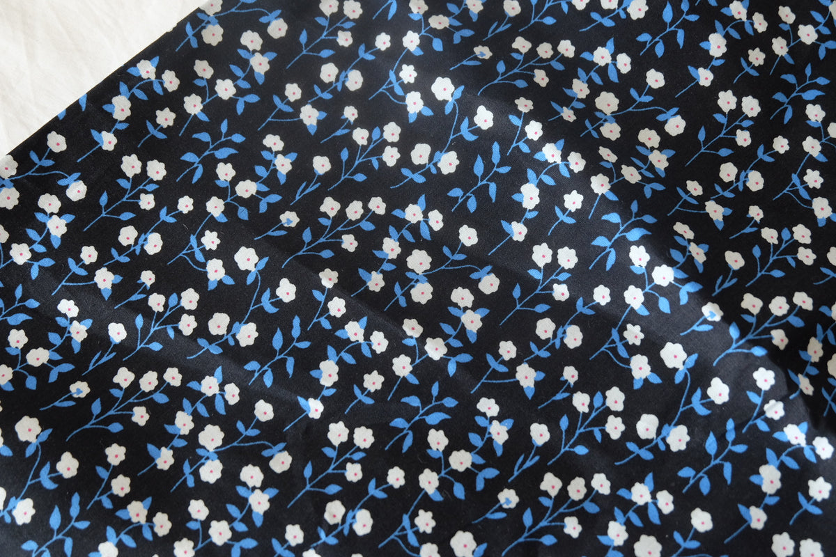 Midnight Blue Blossom 60s Cotton Poplin – 2.2 yd