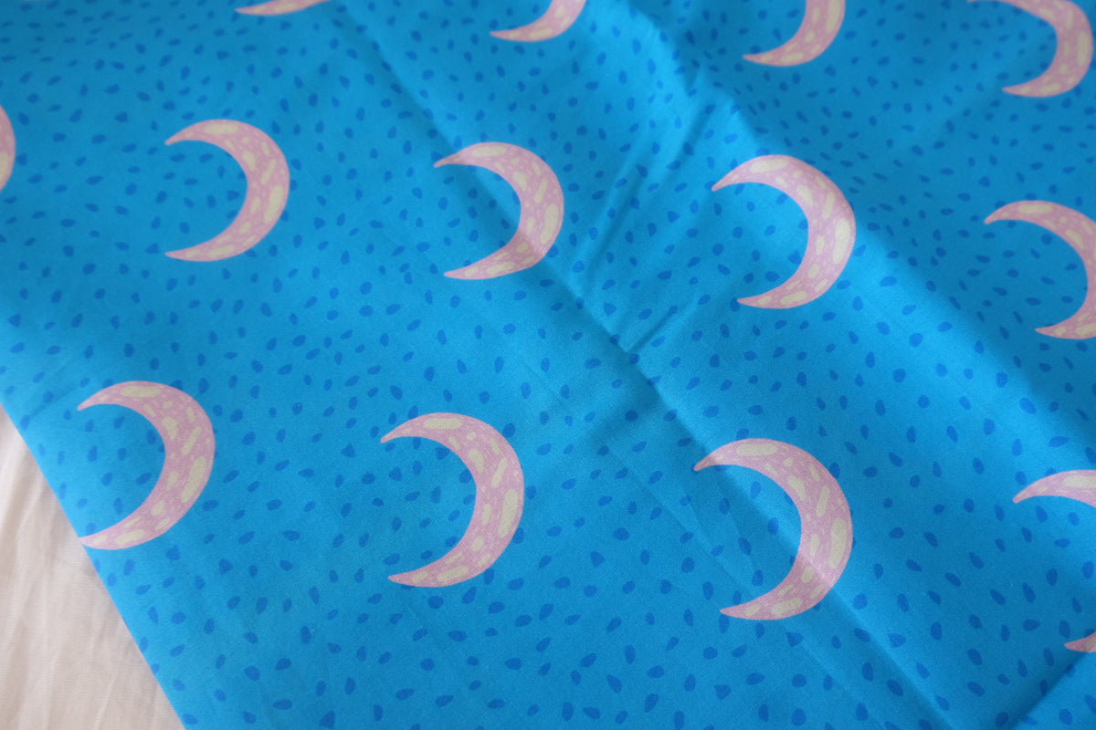 Pink Moons on Bright Blue – Fine Cotton Lawn – 3.3 yd