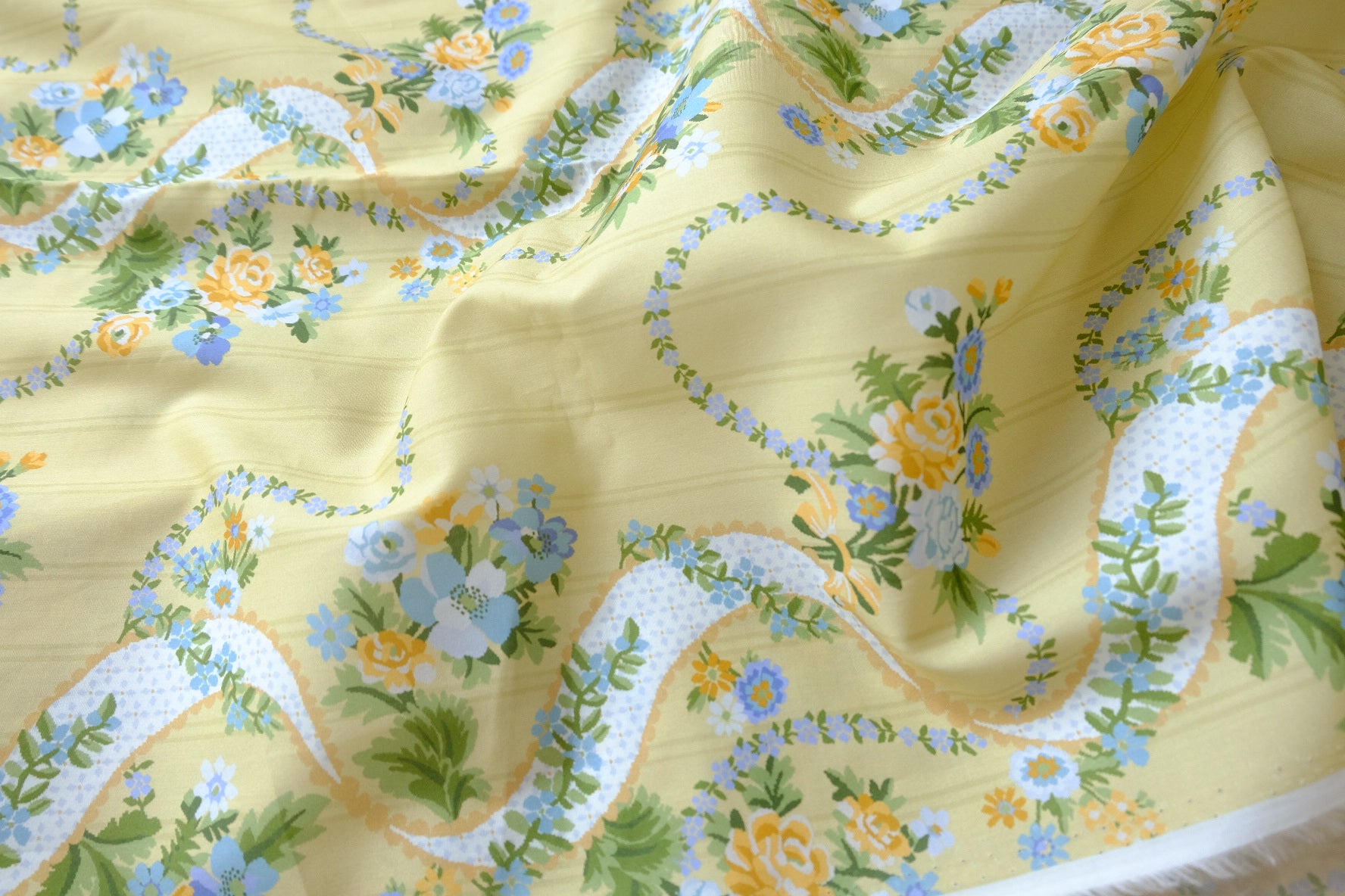 Pale Yellow Ribbon Garden Fine Cotton Lawn — 3.28 yd