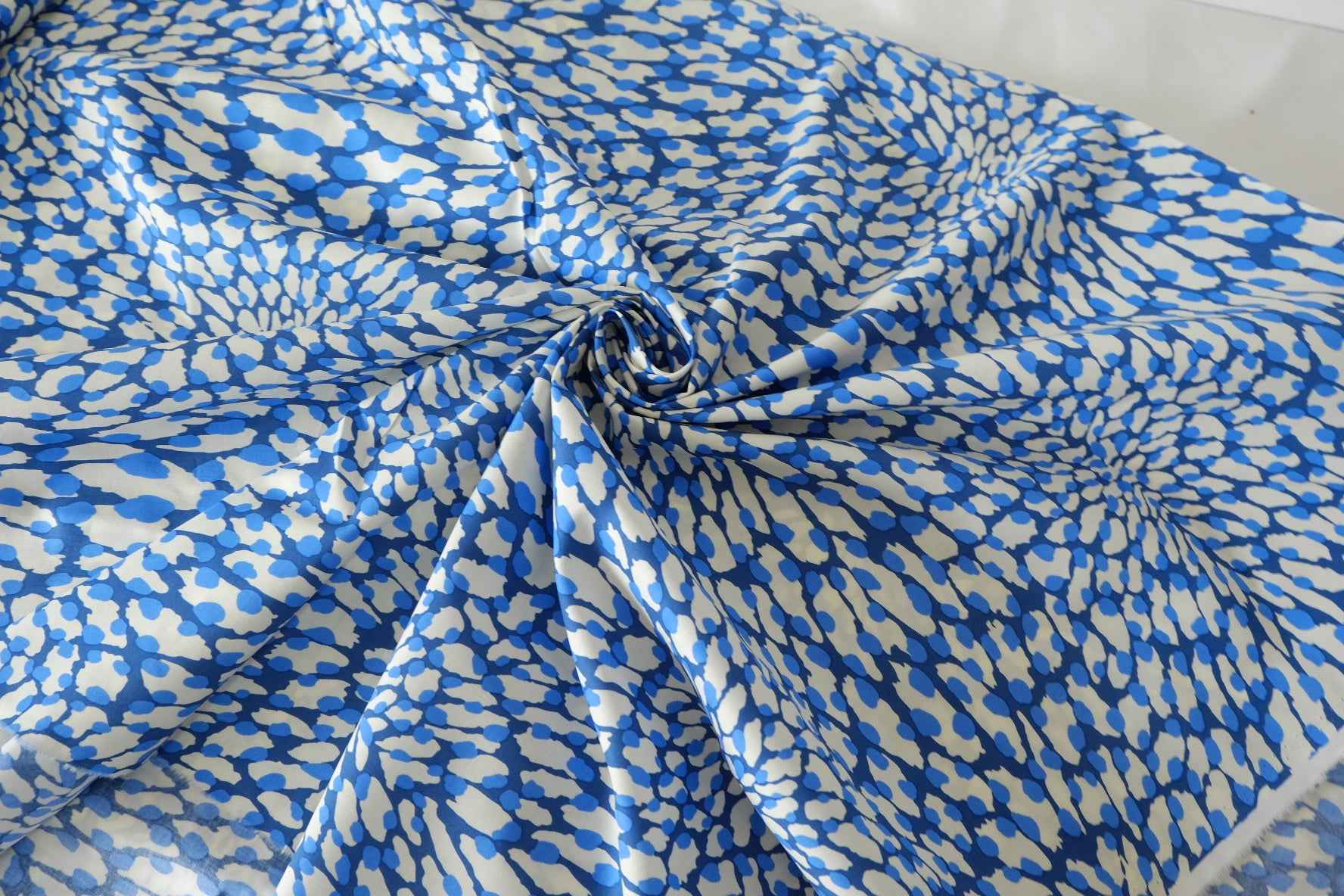 Blue Abstract Burst High Count Cotton Fabric – 3.3 yd