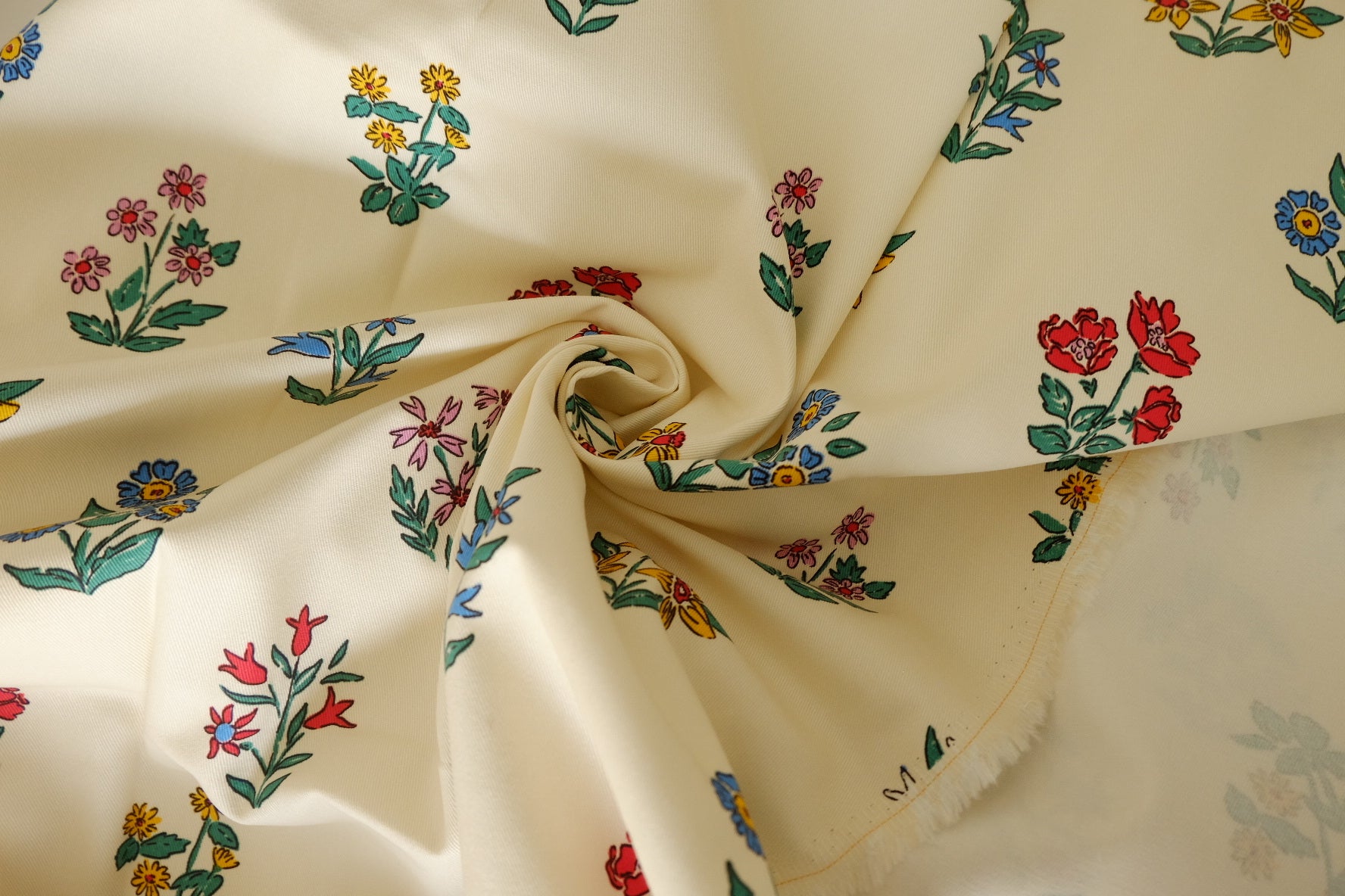 Folk Bouquet Print Structured Cotton Twill Fabric – 2.19 yd Piece