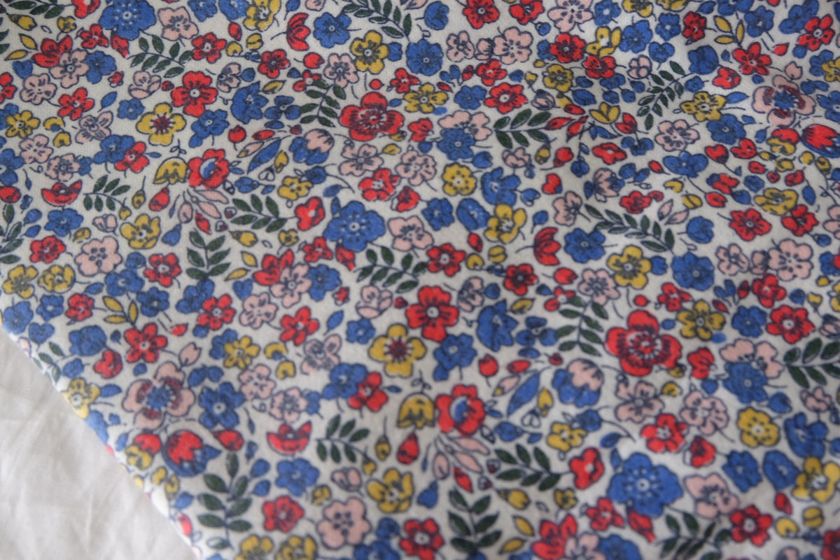 Colorful Meadow – Soft Brushed Cotton Fabric | 3.3 yards