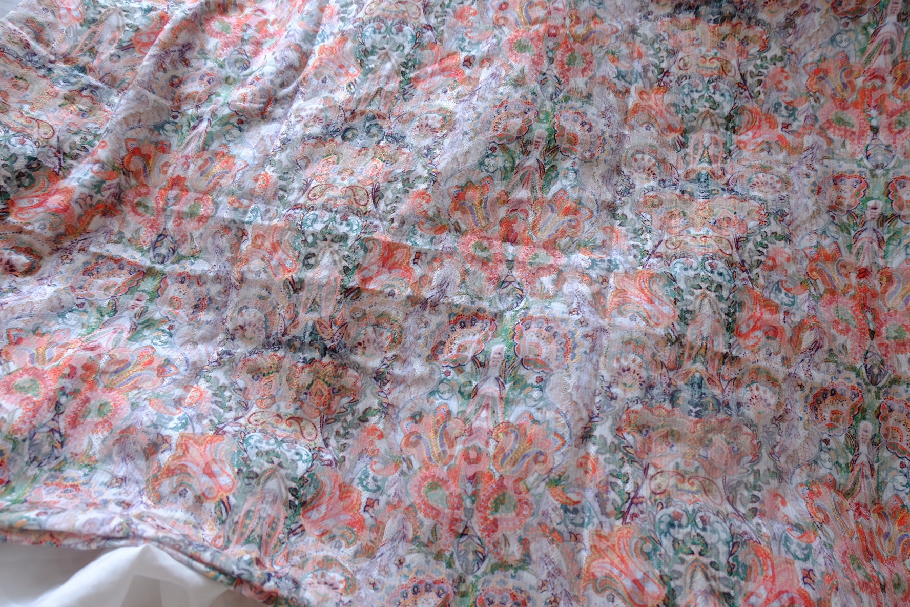 Soft Paisley Floral Jacquard Cotton Fabric - 2 yd